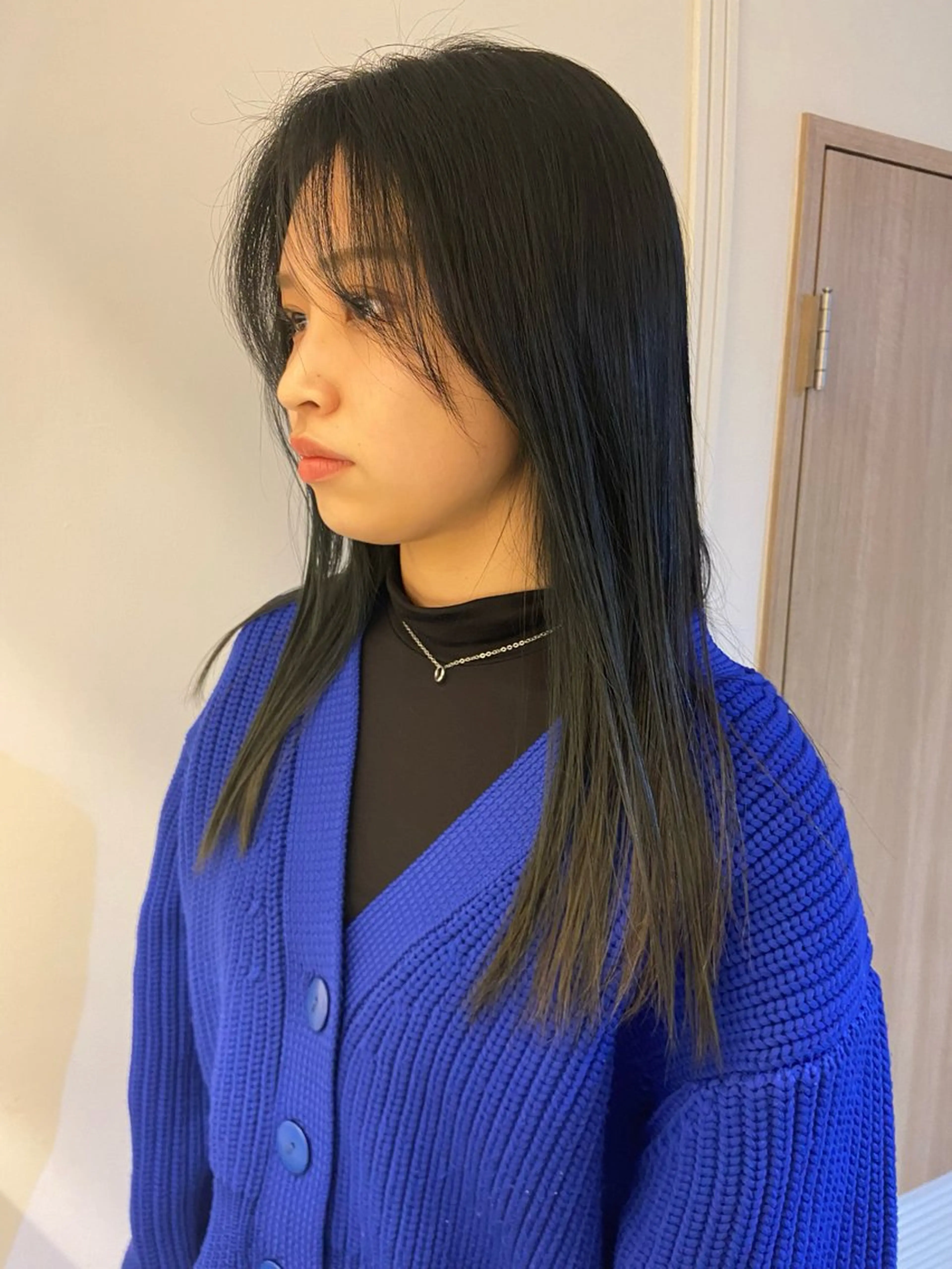 セミロング カット 縮毛矯正 トリートメント 髪質改善/ヘアケア coiiはしもとはなのヘアスタイル