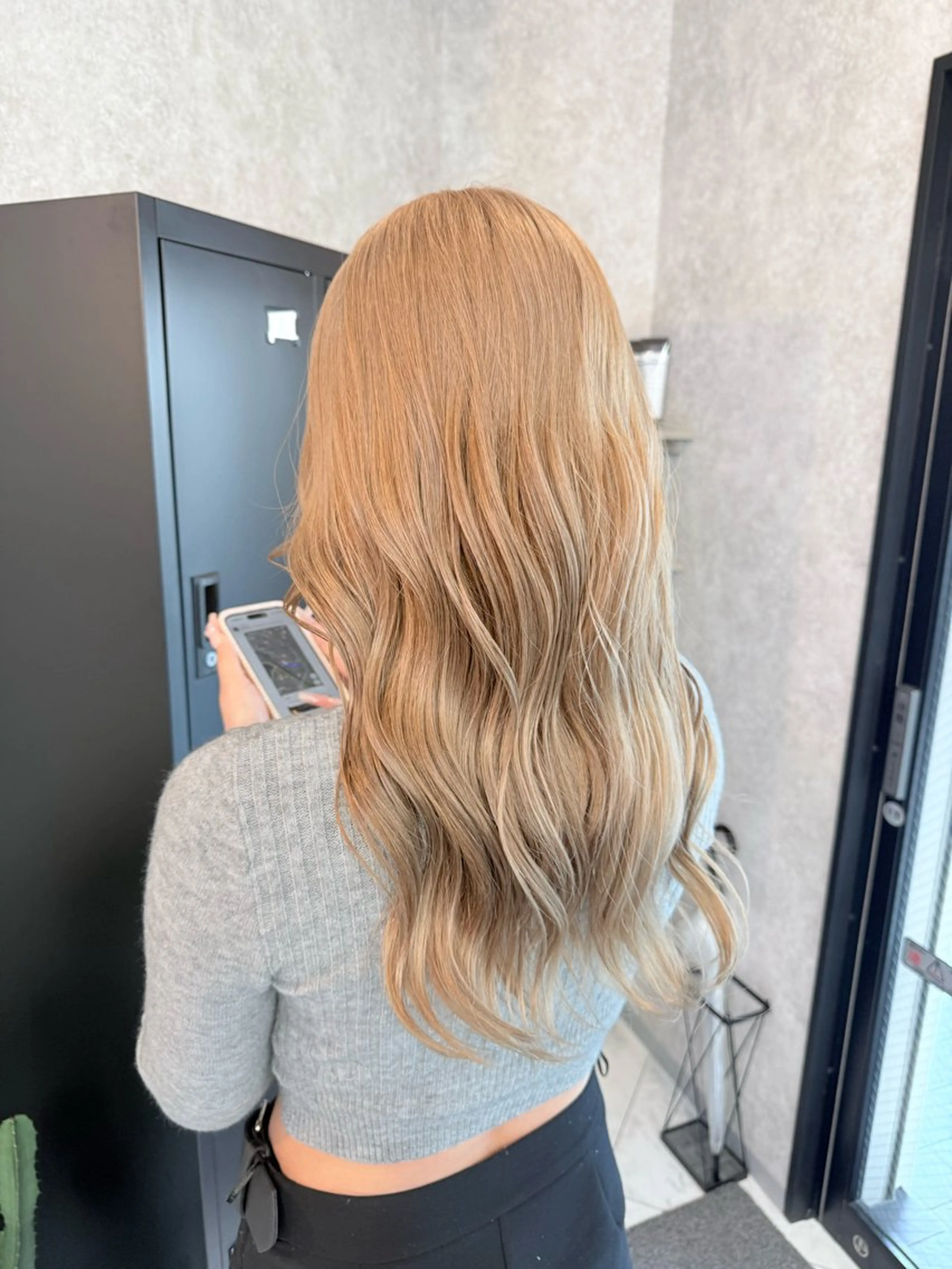 ミディアム カラー 🌺ハイトーン🌺 矢葺 なぎさ🌺🌺のヘアスタイル