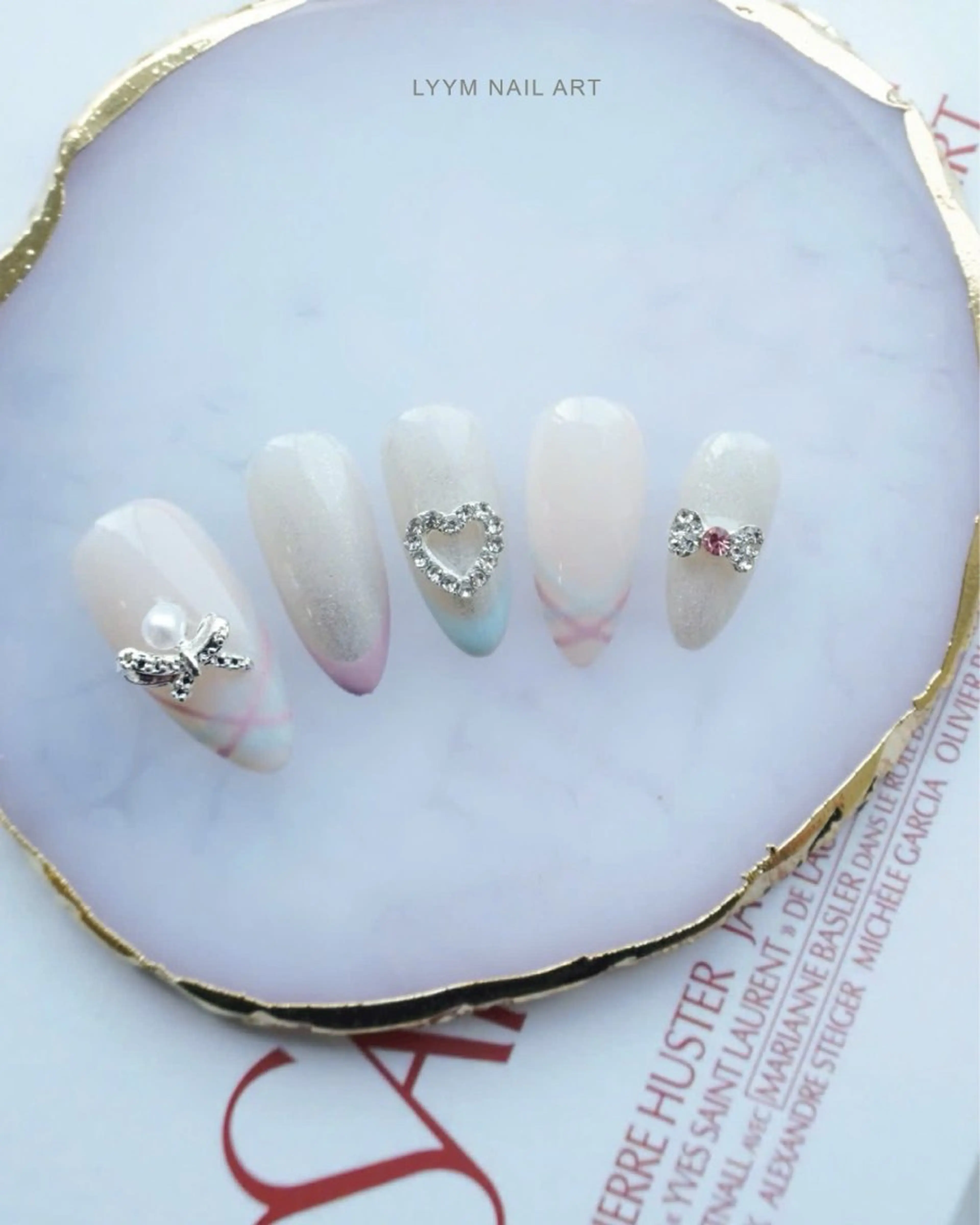 ネイル ブルー ガーリー グラデーション ハート 韓国ネイル ハンドネイル LYYM Salonのネイルデザイン