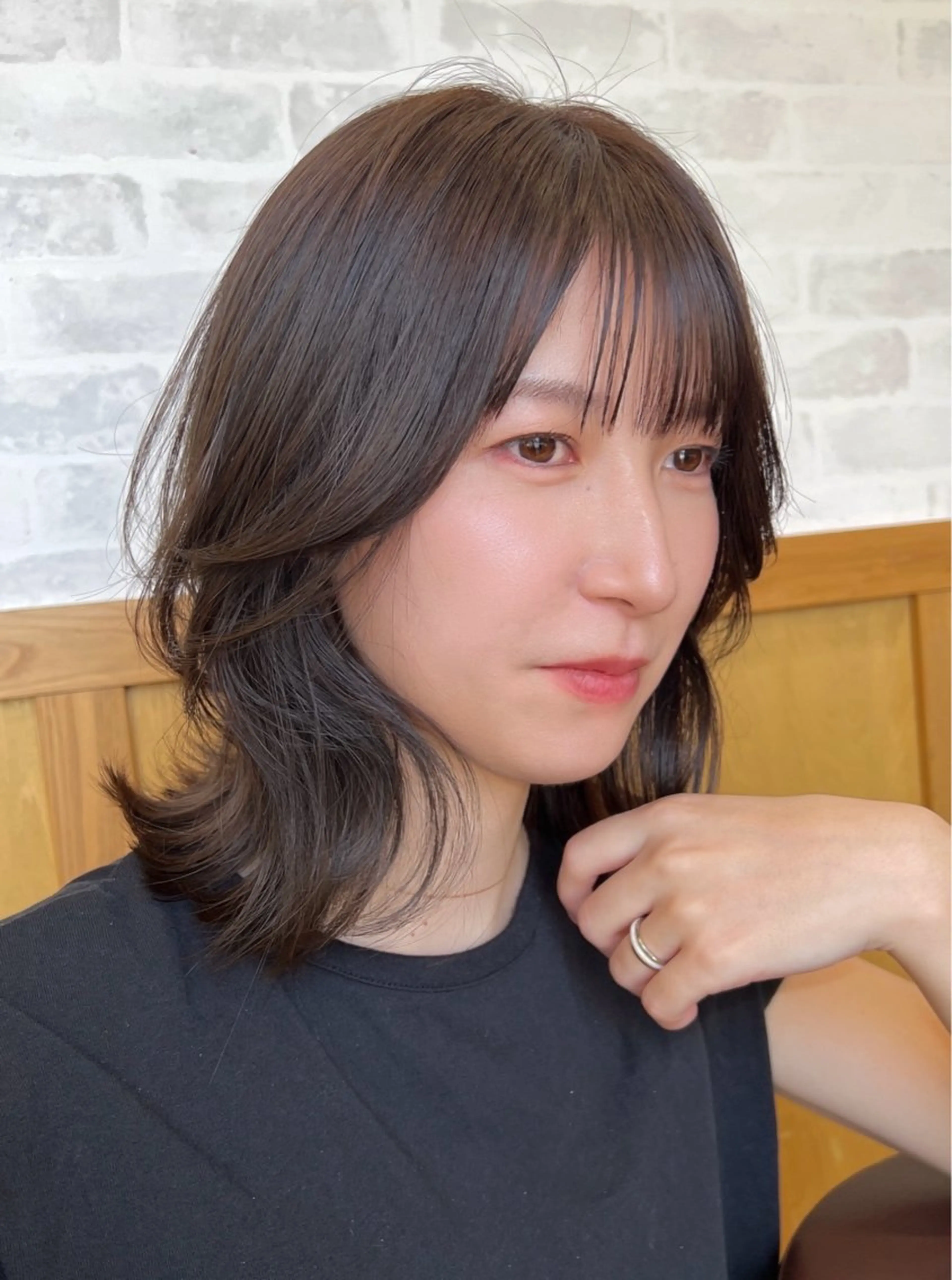 ミディアム カラー 顔周りカット/透明感 カラー🤍大塚蛍のヘアスタイル