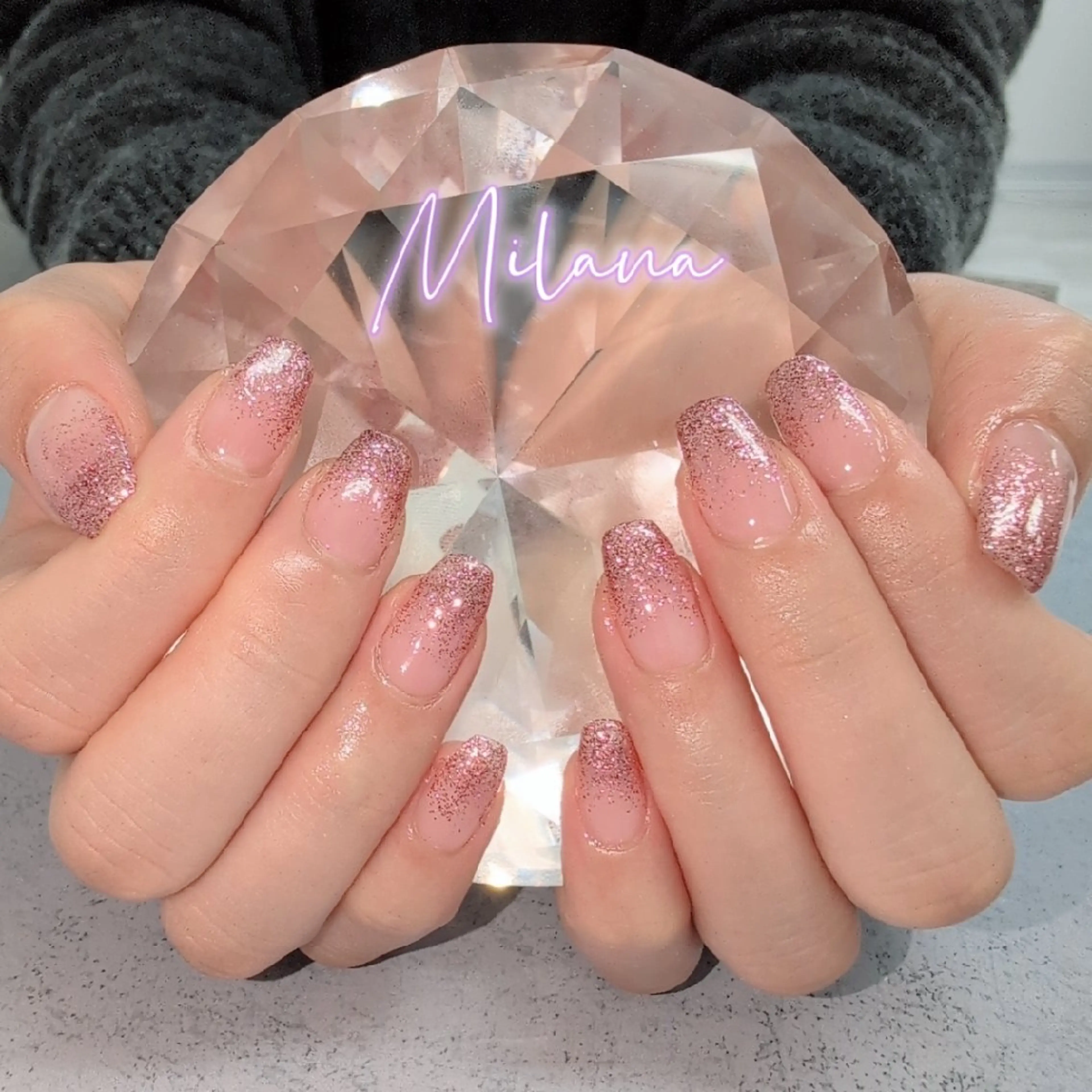 ネイル グラデーション ラメ(グリッター) ラメグラデーション ハンドネイル Milana 川瀬のネイルデザイン