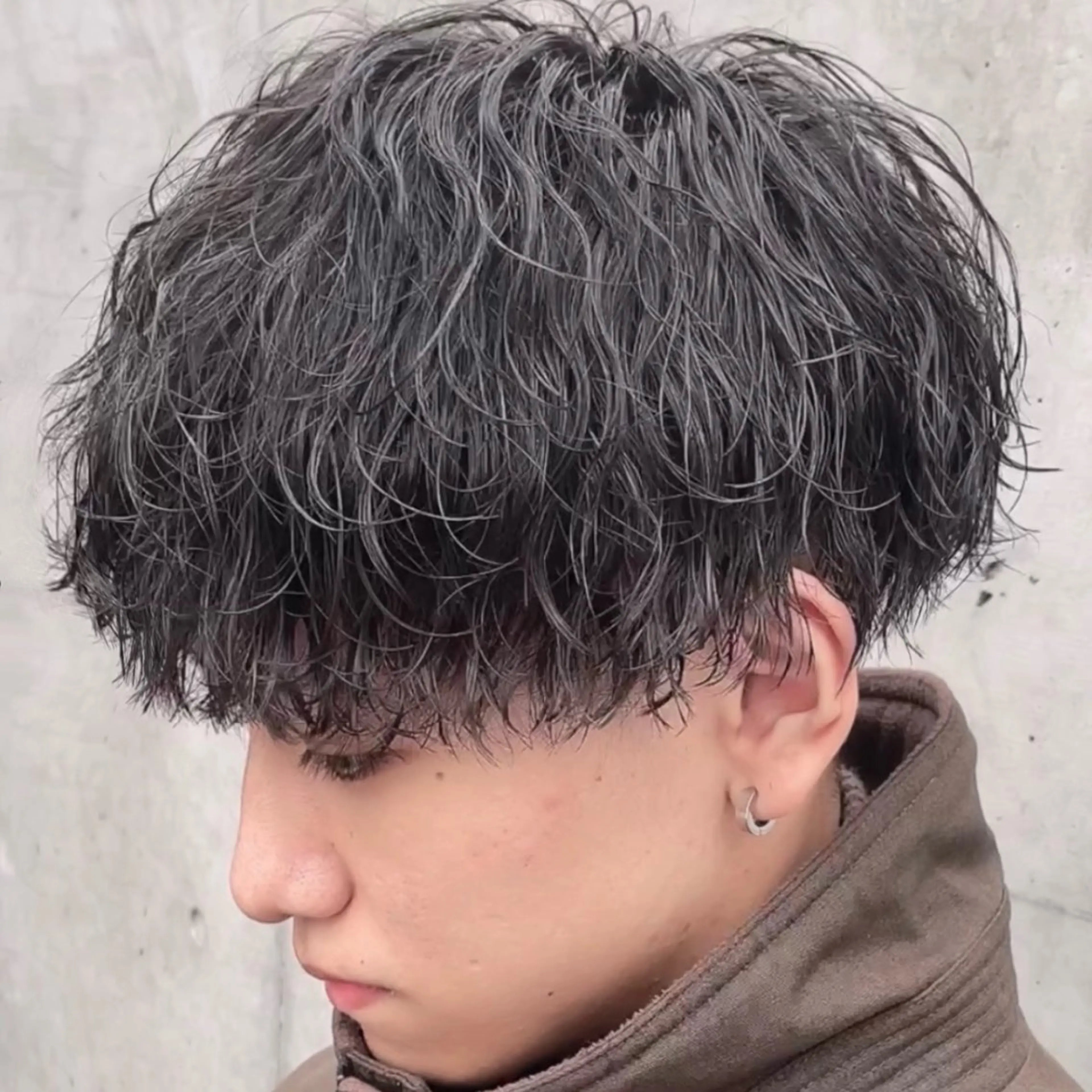 ミディアム パーマ ヘアアレンジ メンズ カット パーマ fifth 石川 凪のヘアスタイル