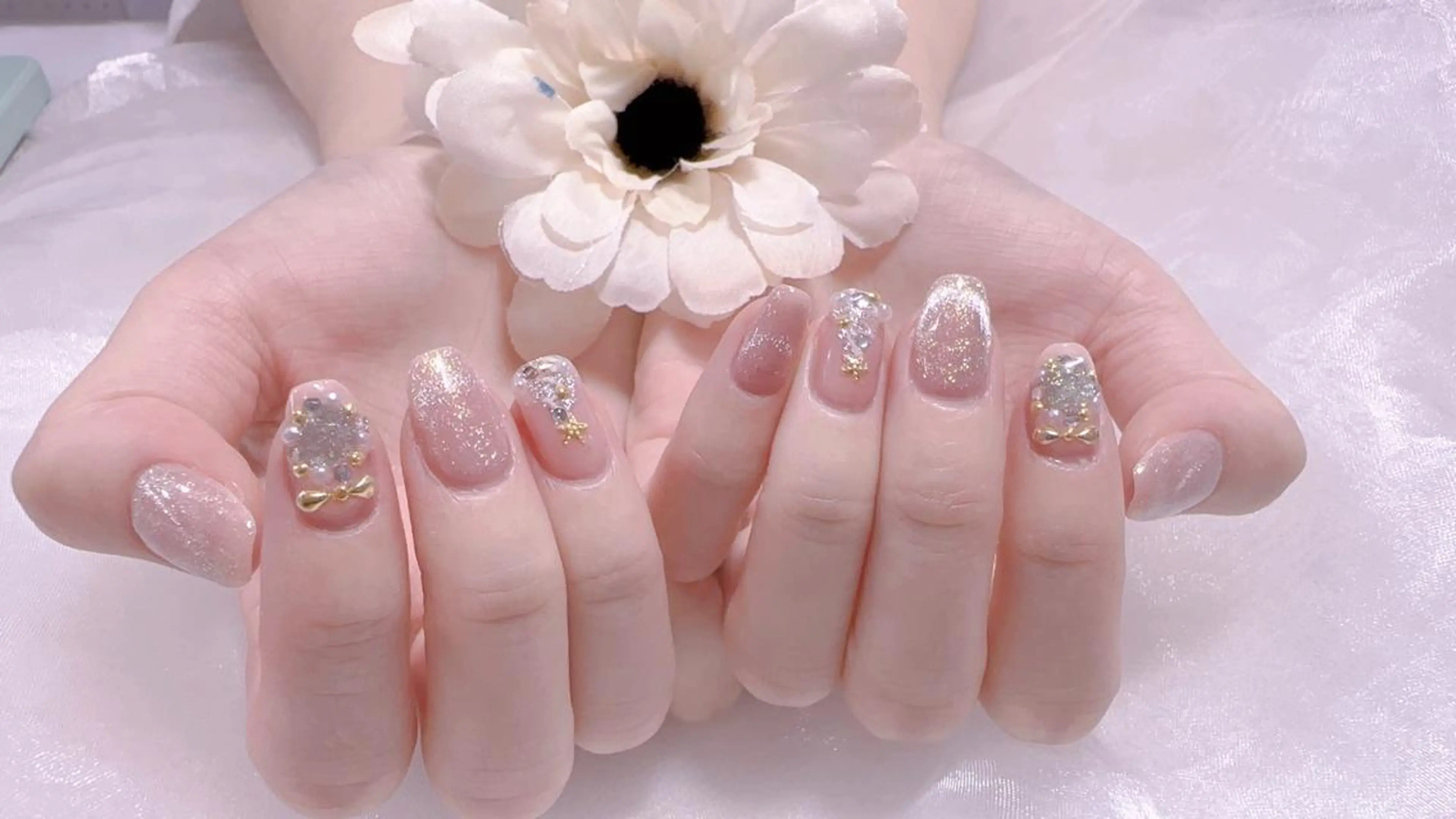 ネイル ハンドネイル VIVIAN リサのネイルデザイン