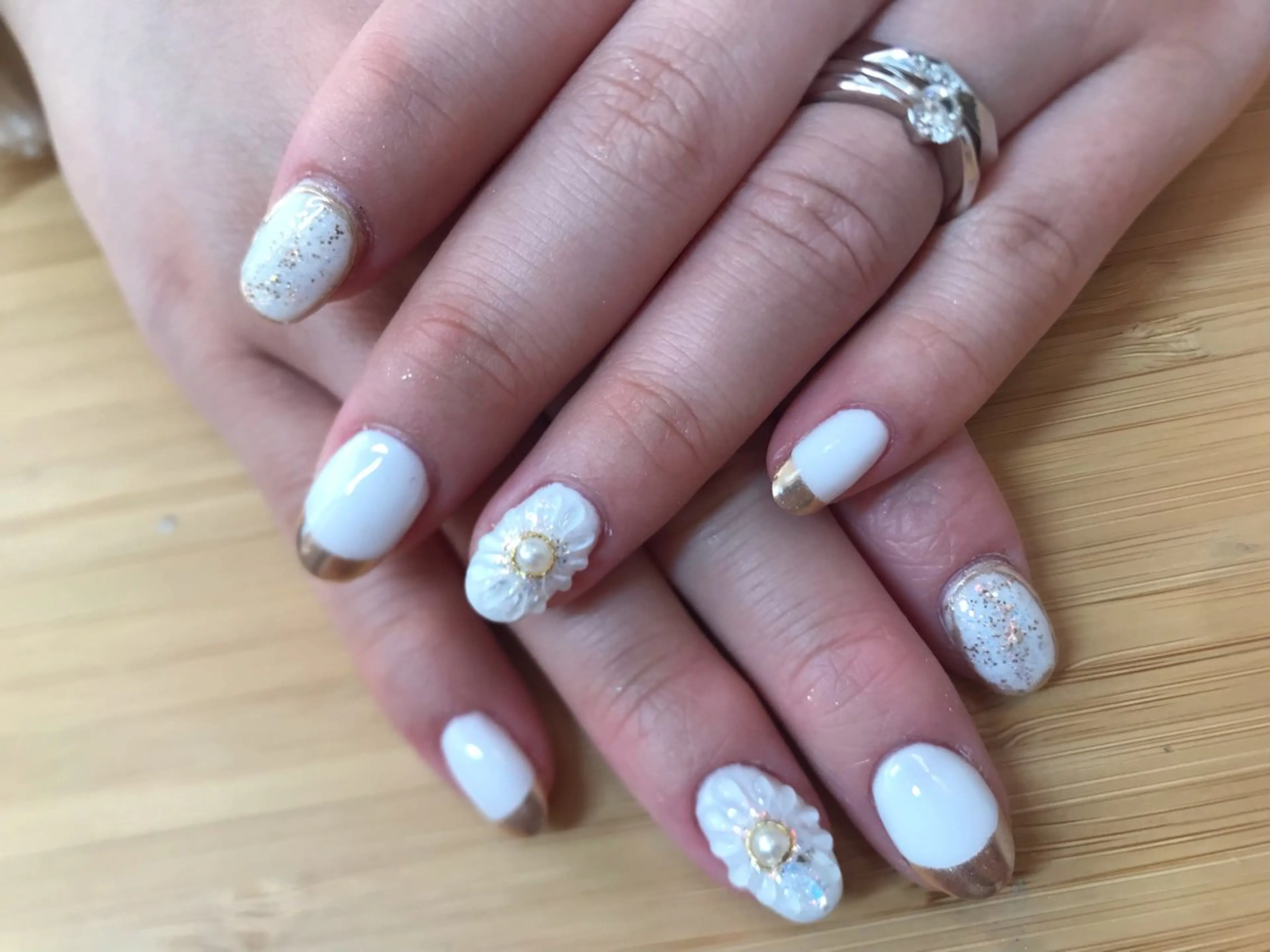 ネイル フレンチネイル ミラーネイル ブライダルネイル ホワイト ハンドネイル Nailist Missaのネイルデザイン