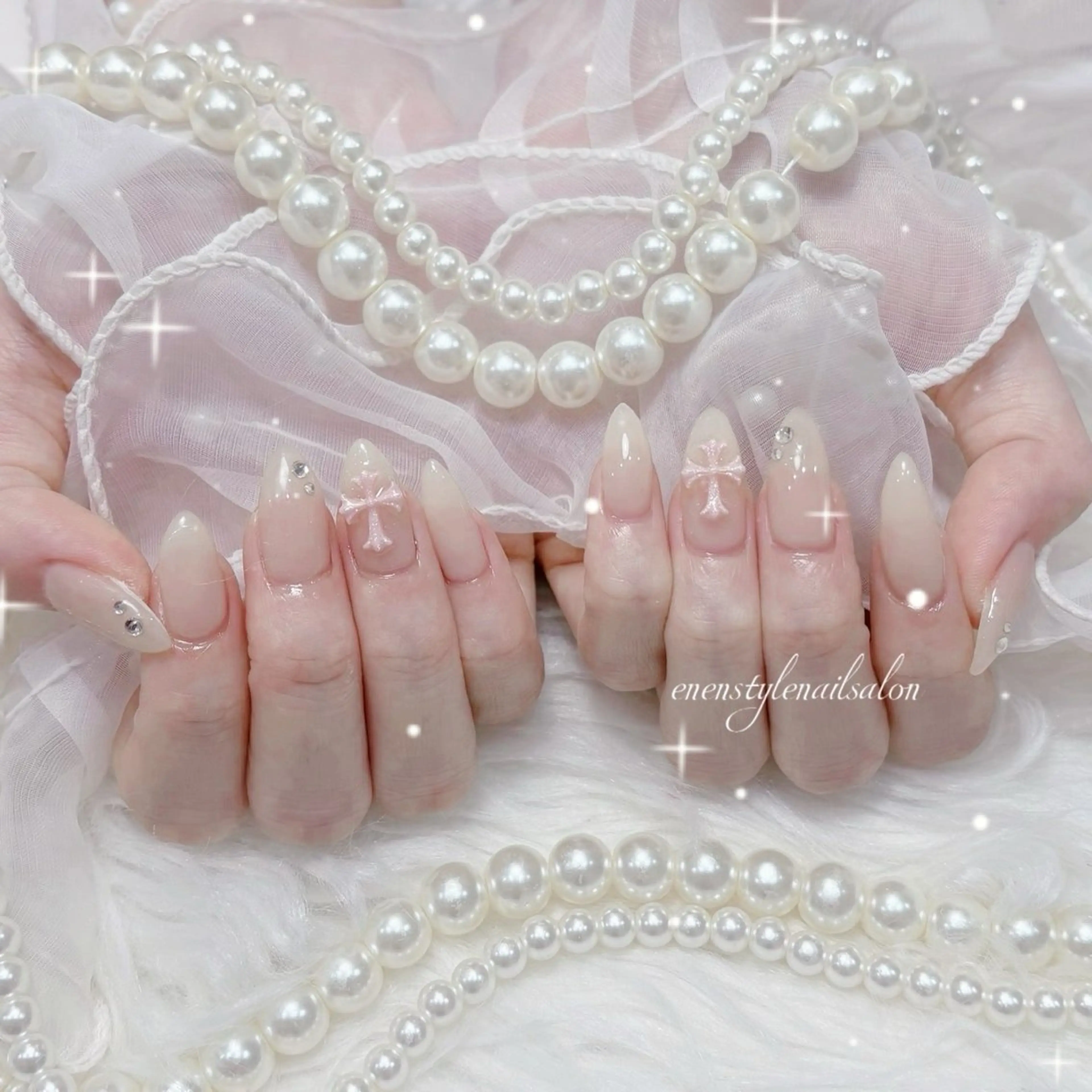 ネイル ハンドネイル 👑enen style👑のネイルデザイン