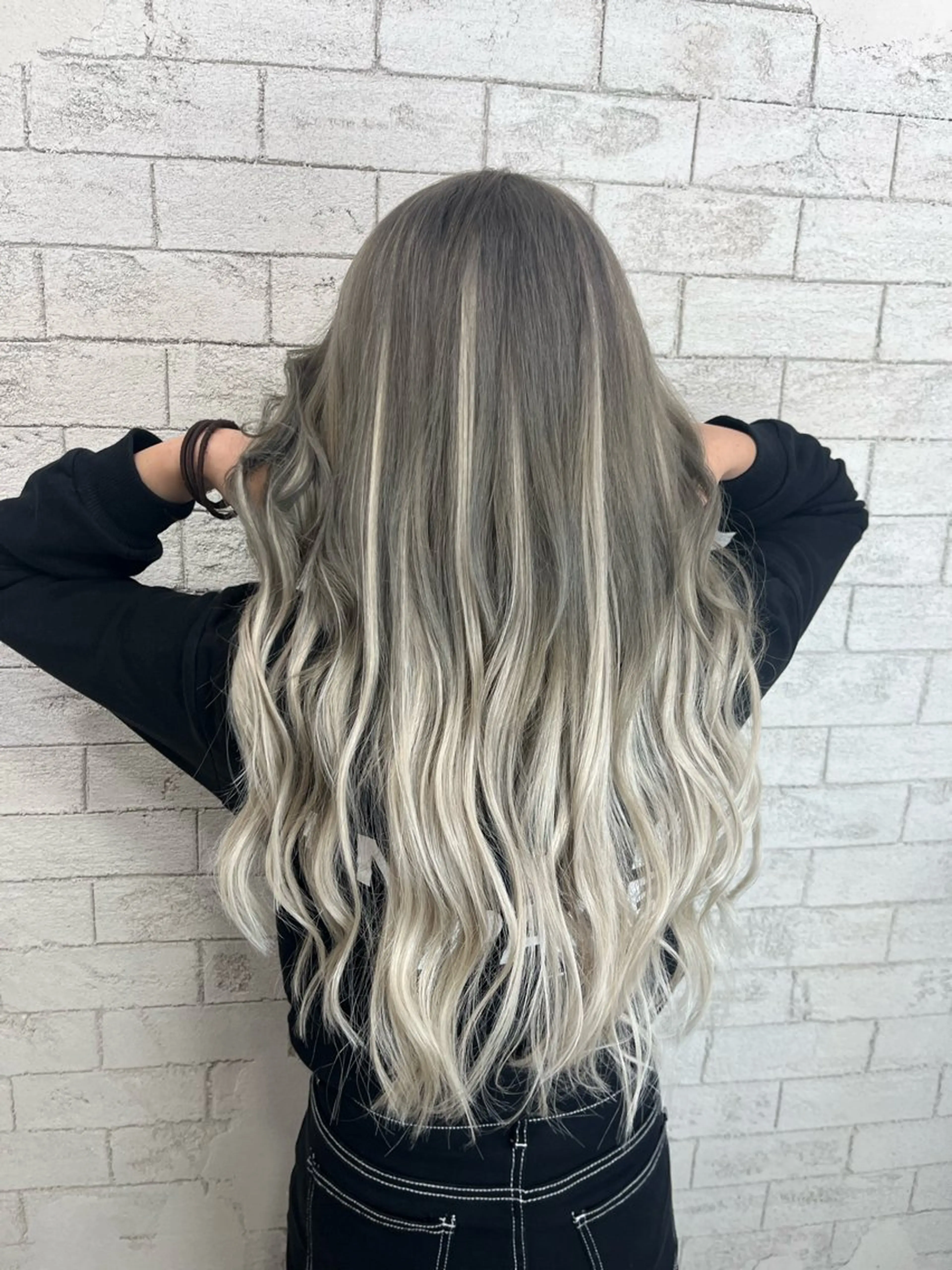 ロング カラー 🦋YUI 髪質改善 ブリーチ　着付け🦋のヘアスタイル