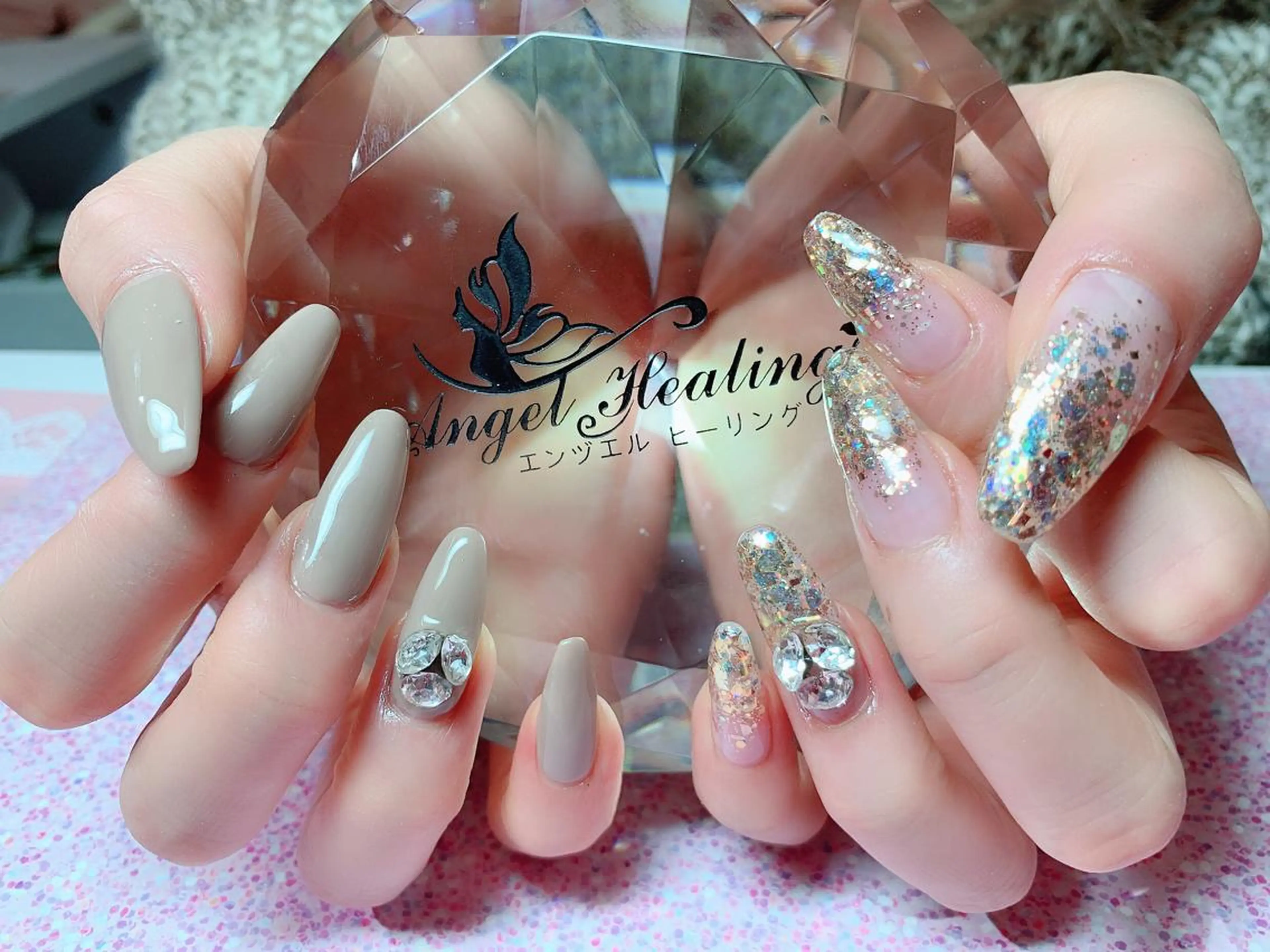 ネイル エンジェル ヒーリング 矢場町店のネイルデザイン
