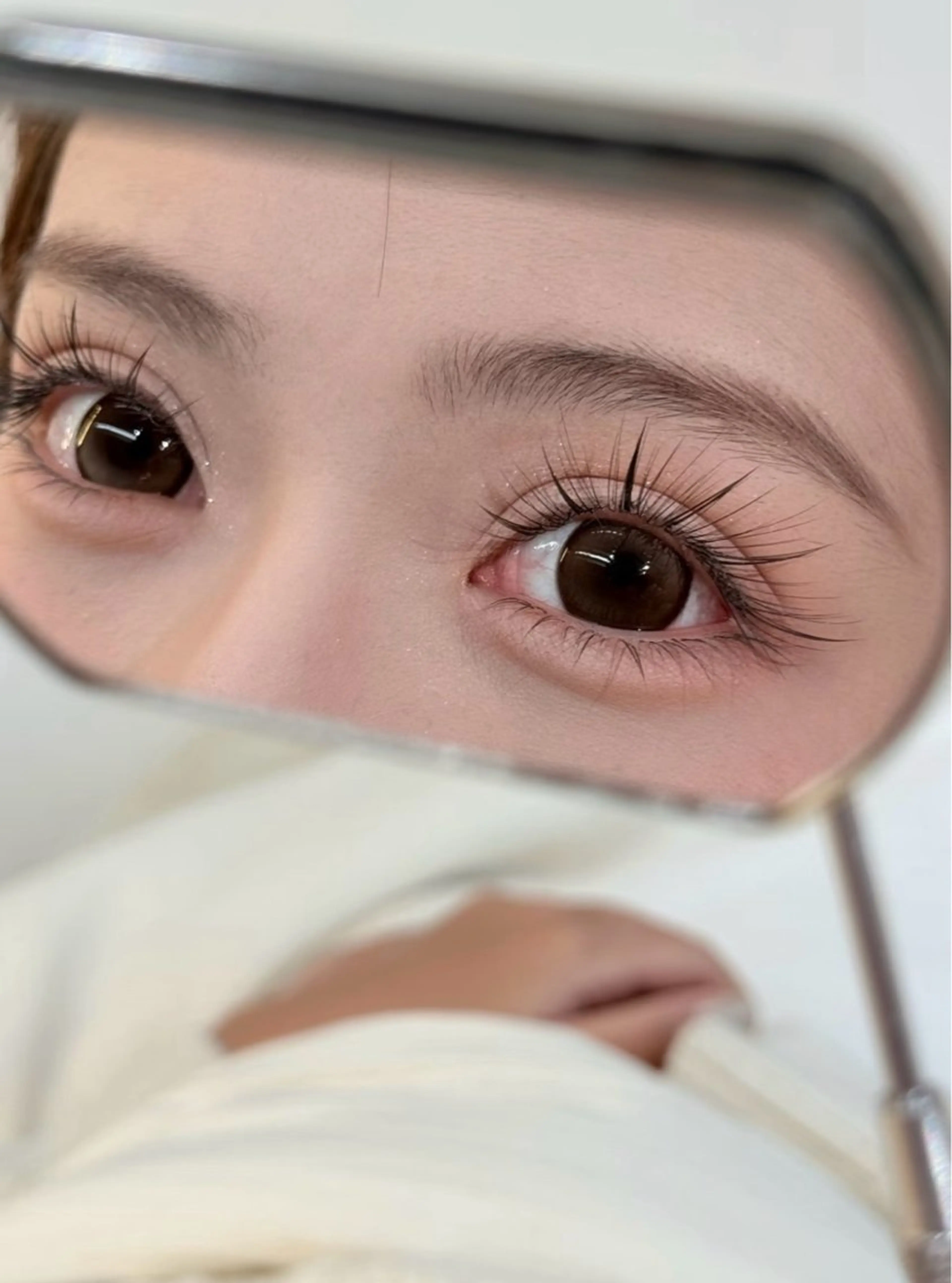 (マツエク)(LED限定無料)バインドロック100束　コーティング付きの写真