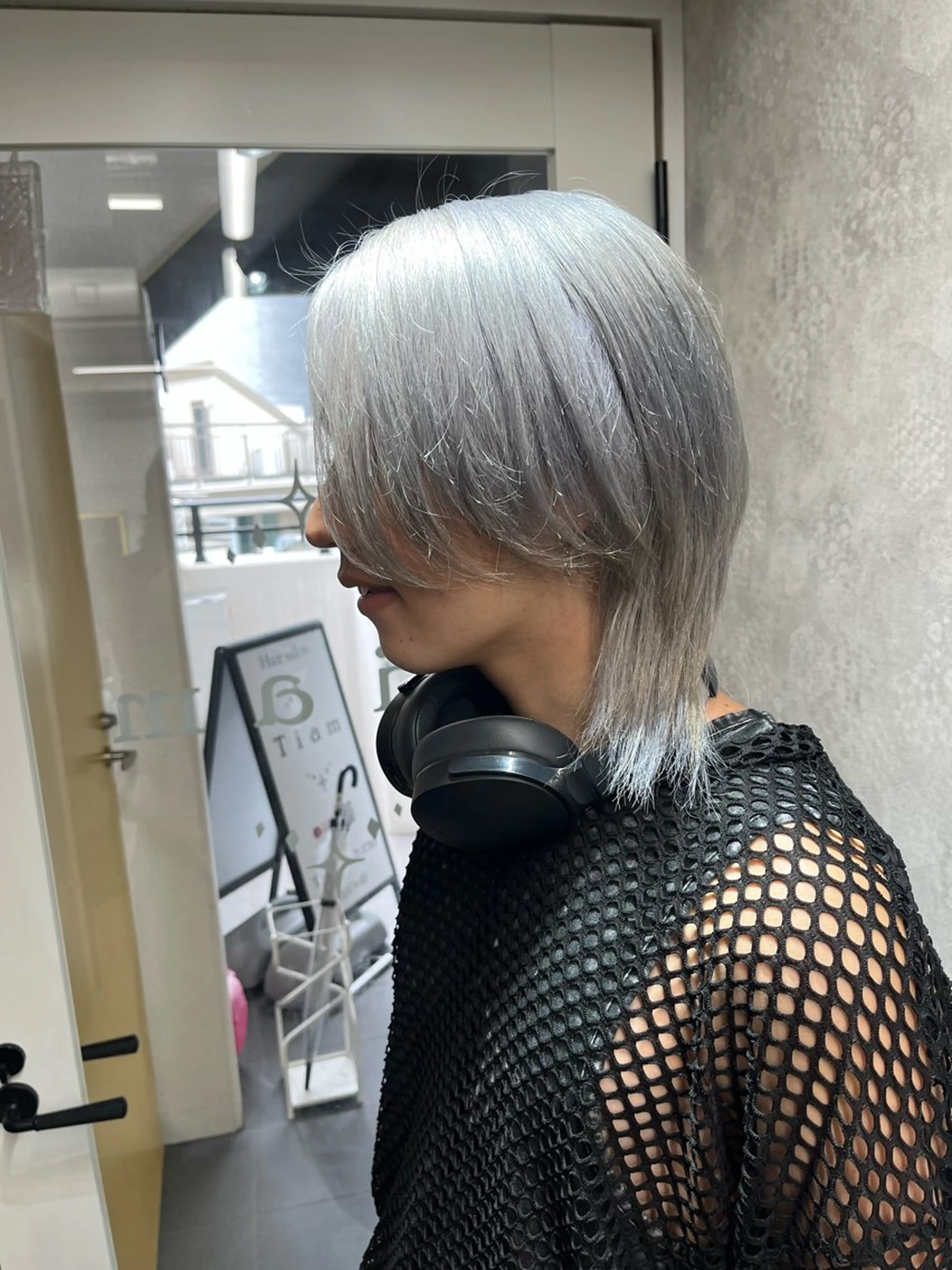 ショート カラー アッシュ アッシュグレー ベージュカラー ブリーチ ブロンド 【美髪ハイトーン】 髪質改善/大和🎀のヘアスタイル