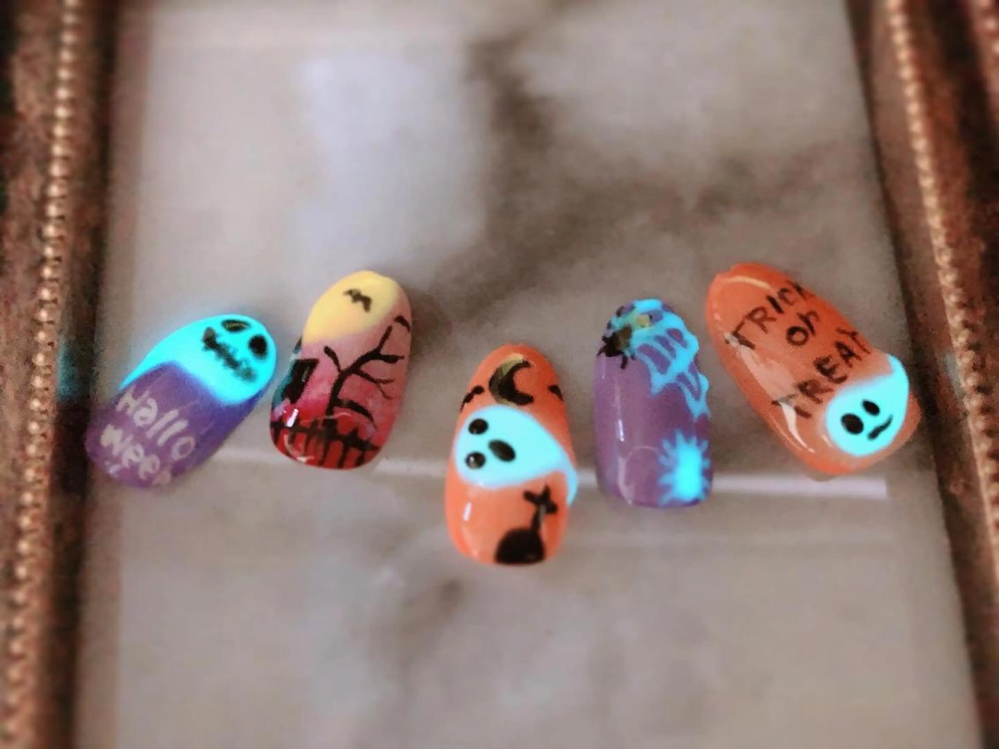 ネイル ハロウィン ハンドネイル ハンドケア ネイルサロン HARRYS所属・ネイル・脱毛サロン HARRYSのエステ・リラクイメージ