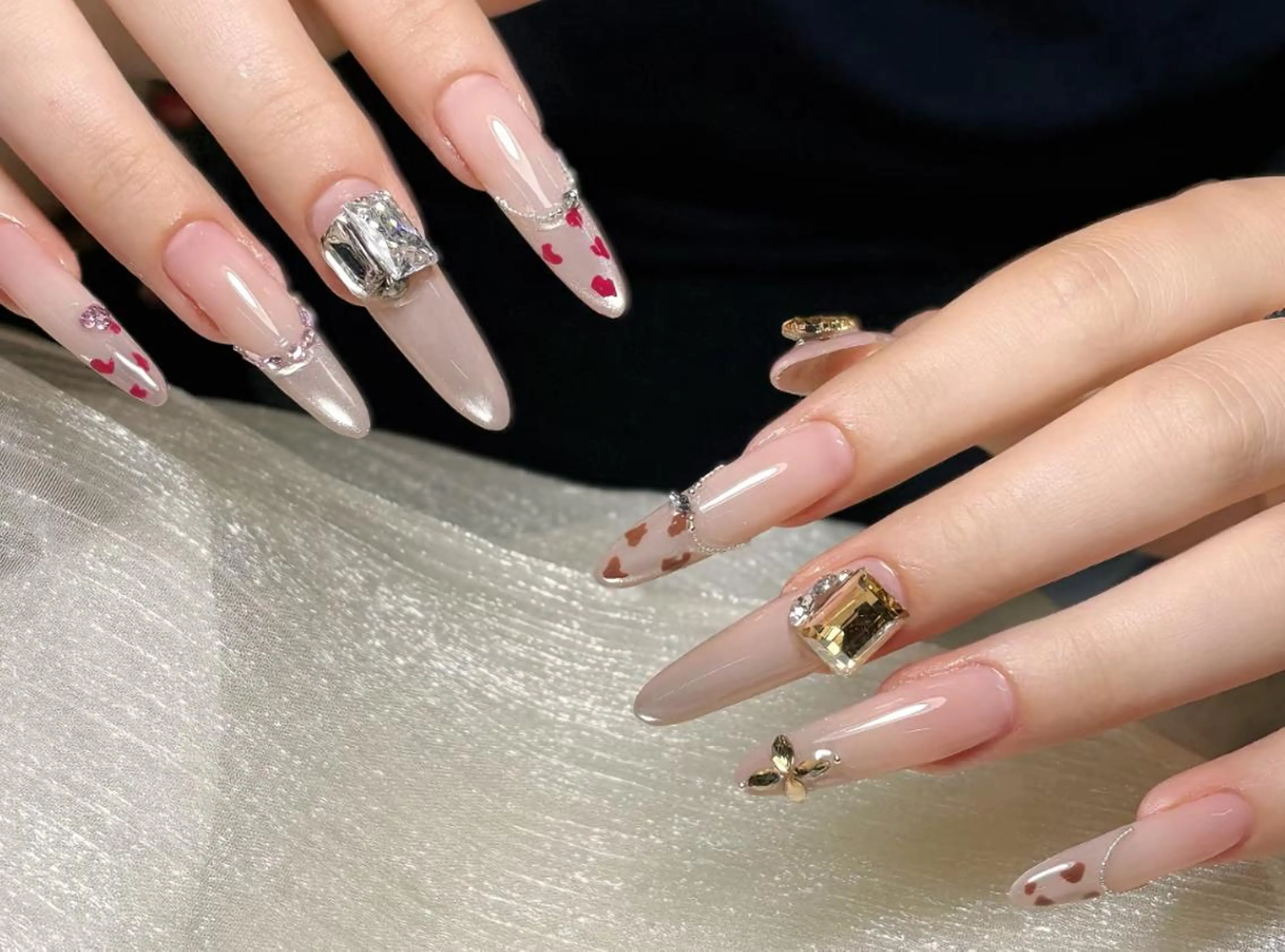 ネイル ハンドネイル ハンドケア 🍑 momo_nailのネイルデザイン