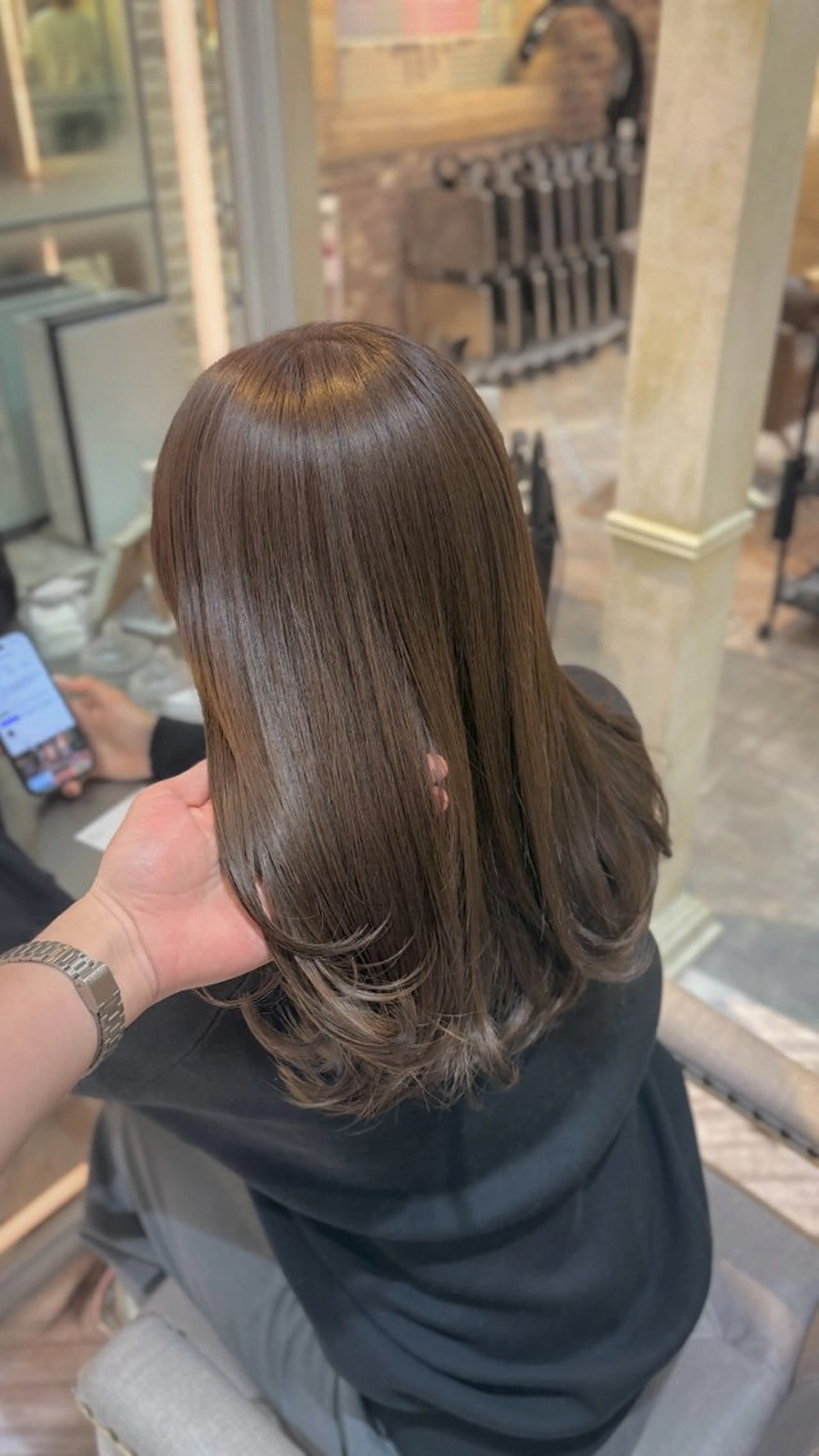 ミディアム カラー カット ヘアカラー トリートメント グレージュ|くすみ× 透明感|kazutoのヘアスタイル