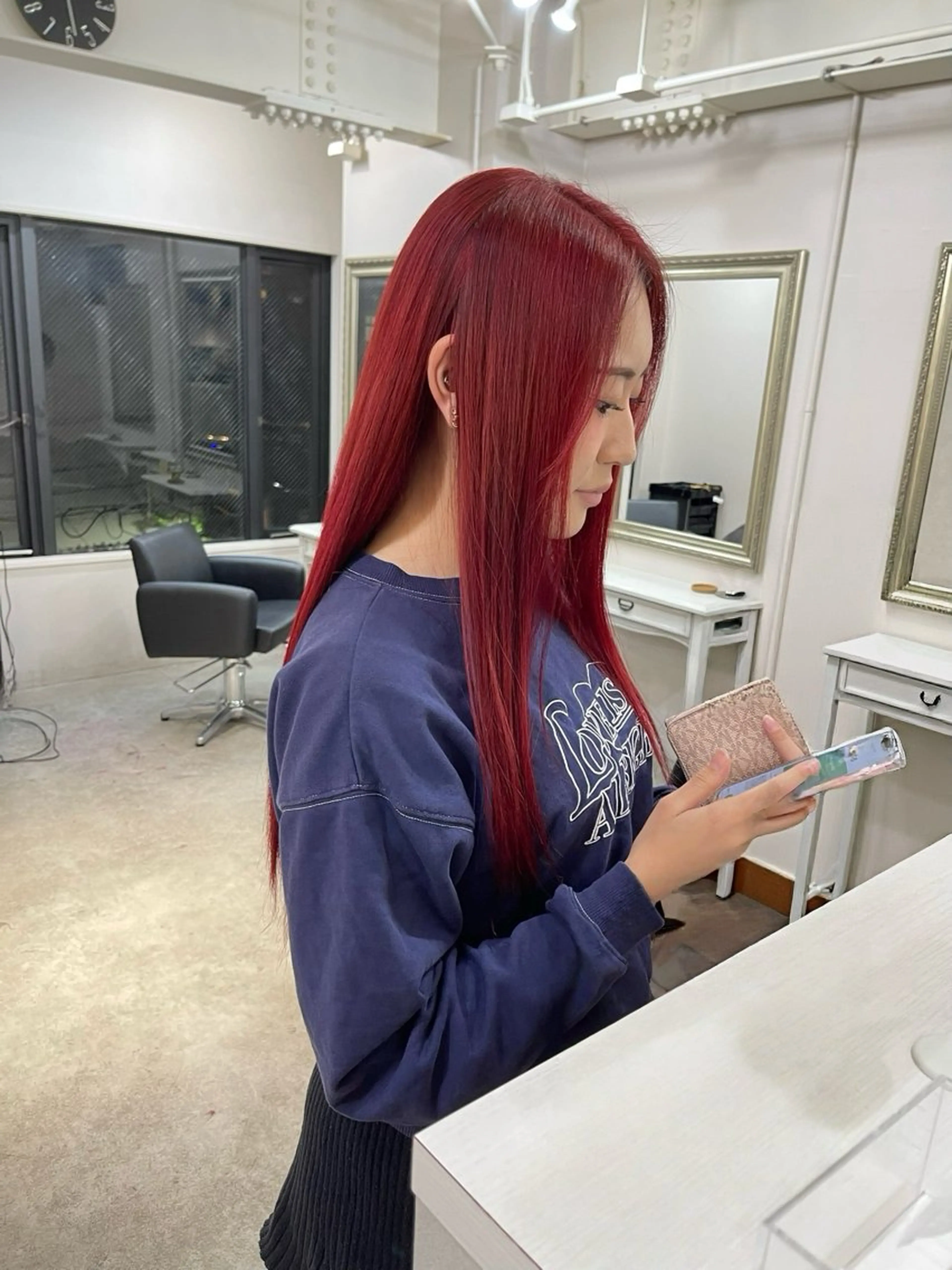 ロング カラー ブリーチ ダブルカラー ブリーチなしカラー レッドカラー カット ヘアカラー トリートメント 透明感カラー/レイヤ ー/艶髪/NENEのヘアスタイル