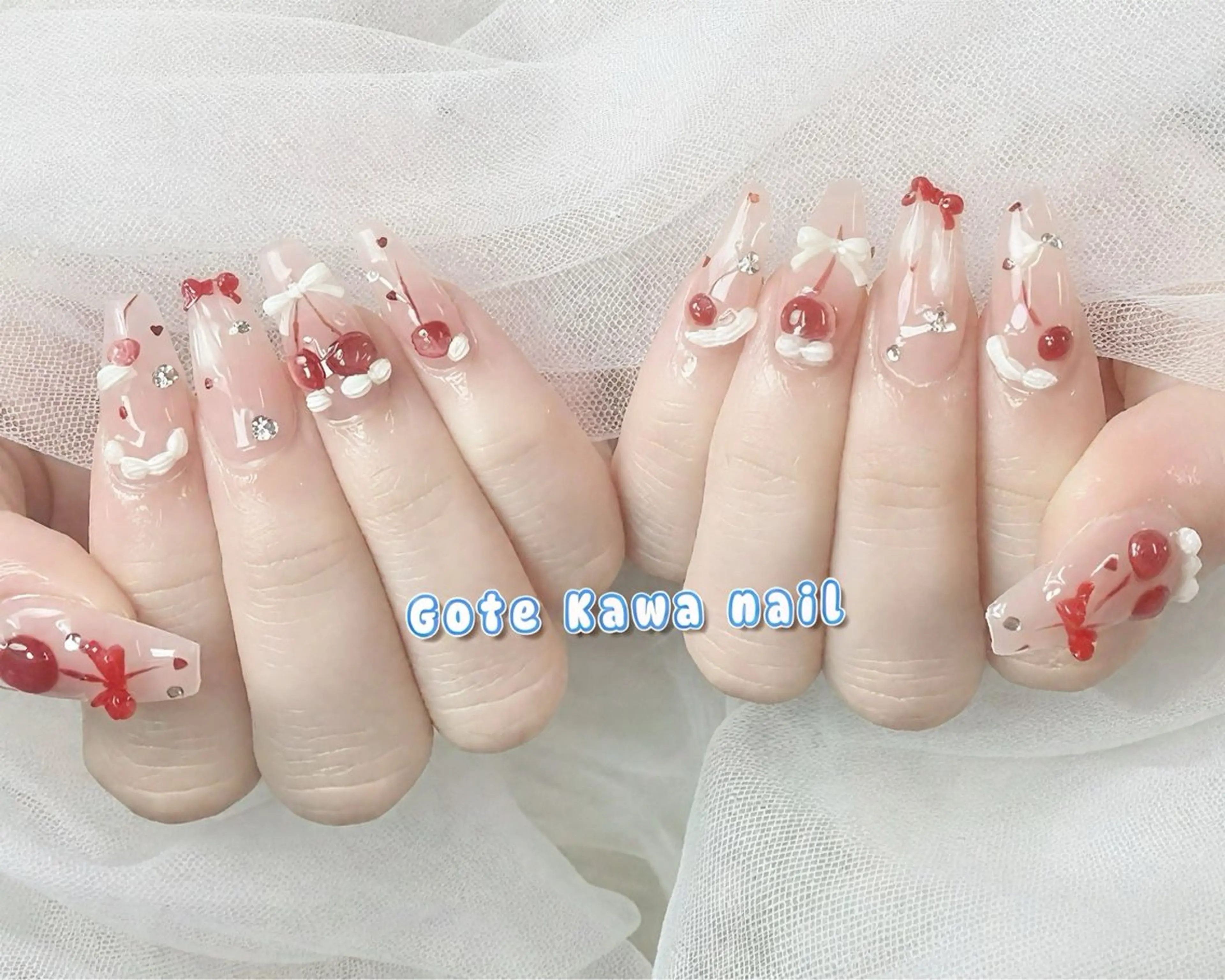 ネイル マグネットネイル 赤色 春ネイル 夏ネイル ハンドネイル ハンドケア Gote Kawa nail salonのネイルデザイン