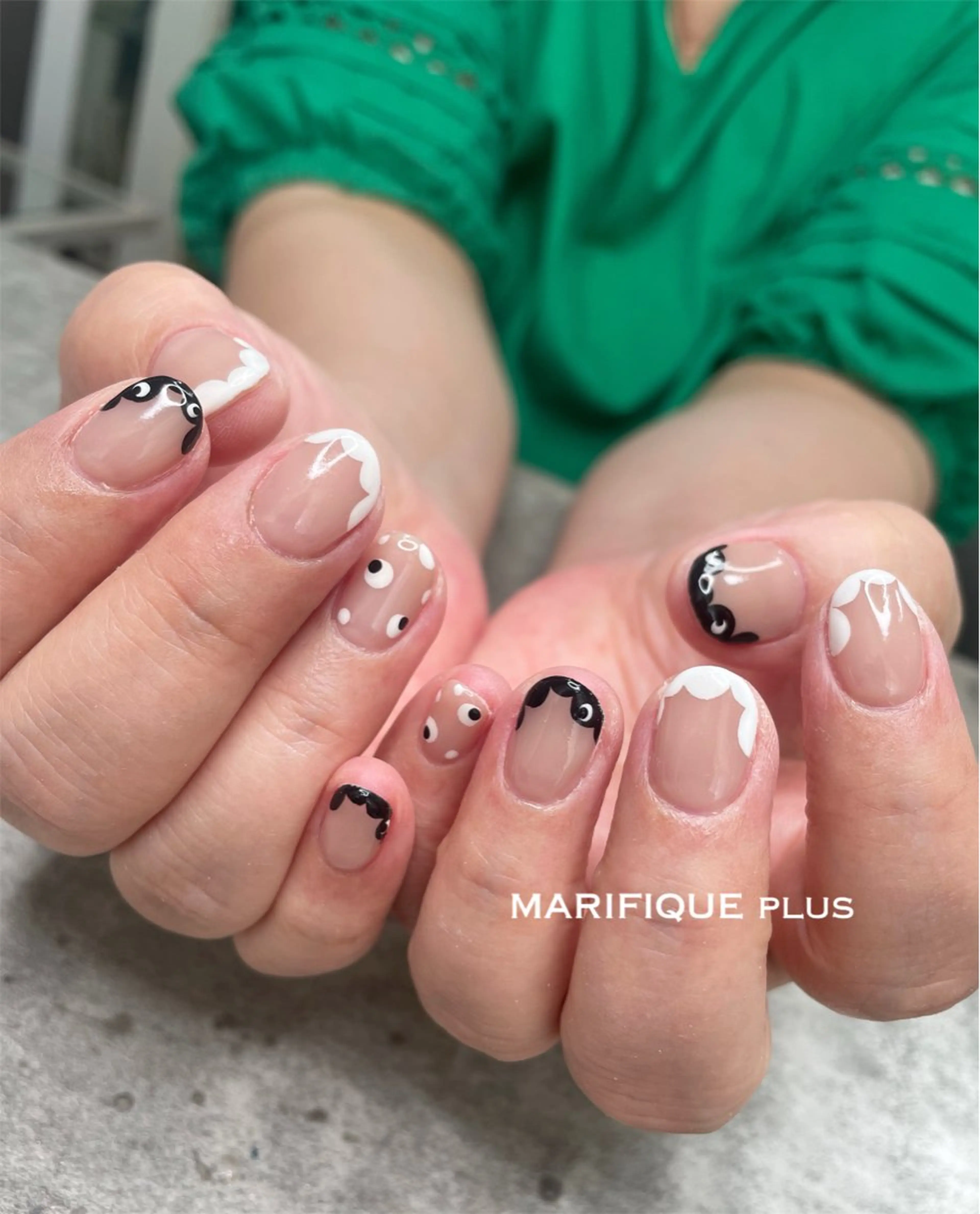 ネイル フレンチネイル 夏ネイル ハンドネイル ma riのネイルデザイン