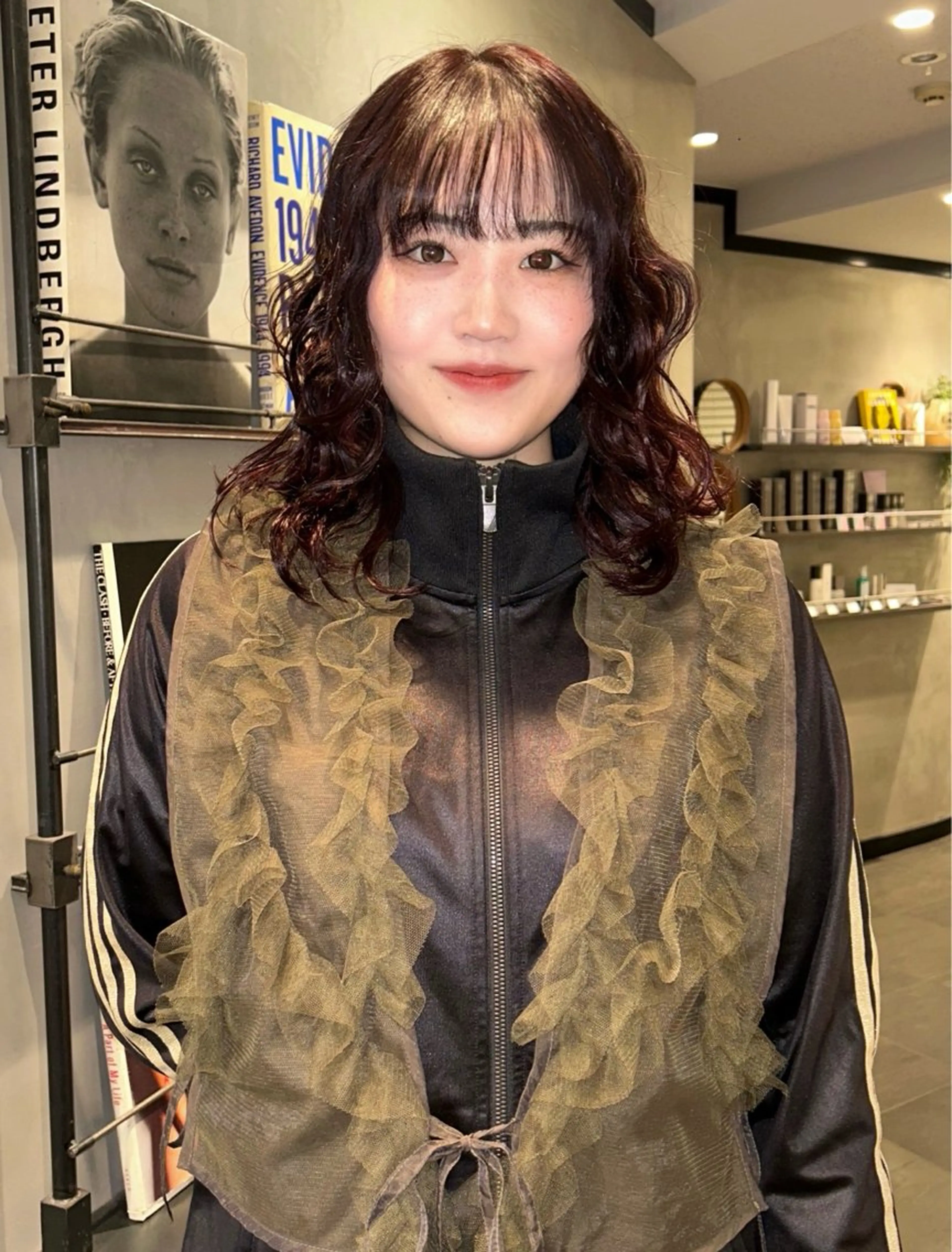 セミロング カラー タナカ カナ🫧のヘアスタイル