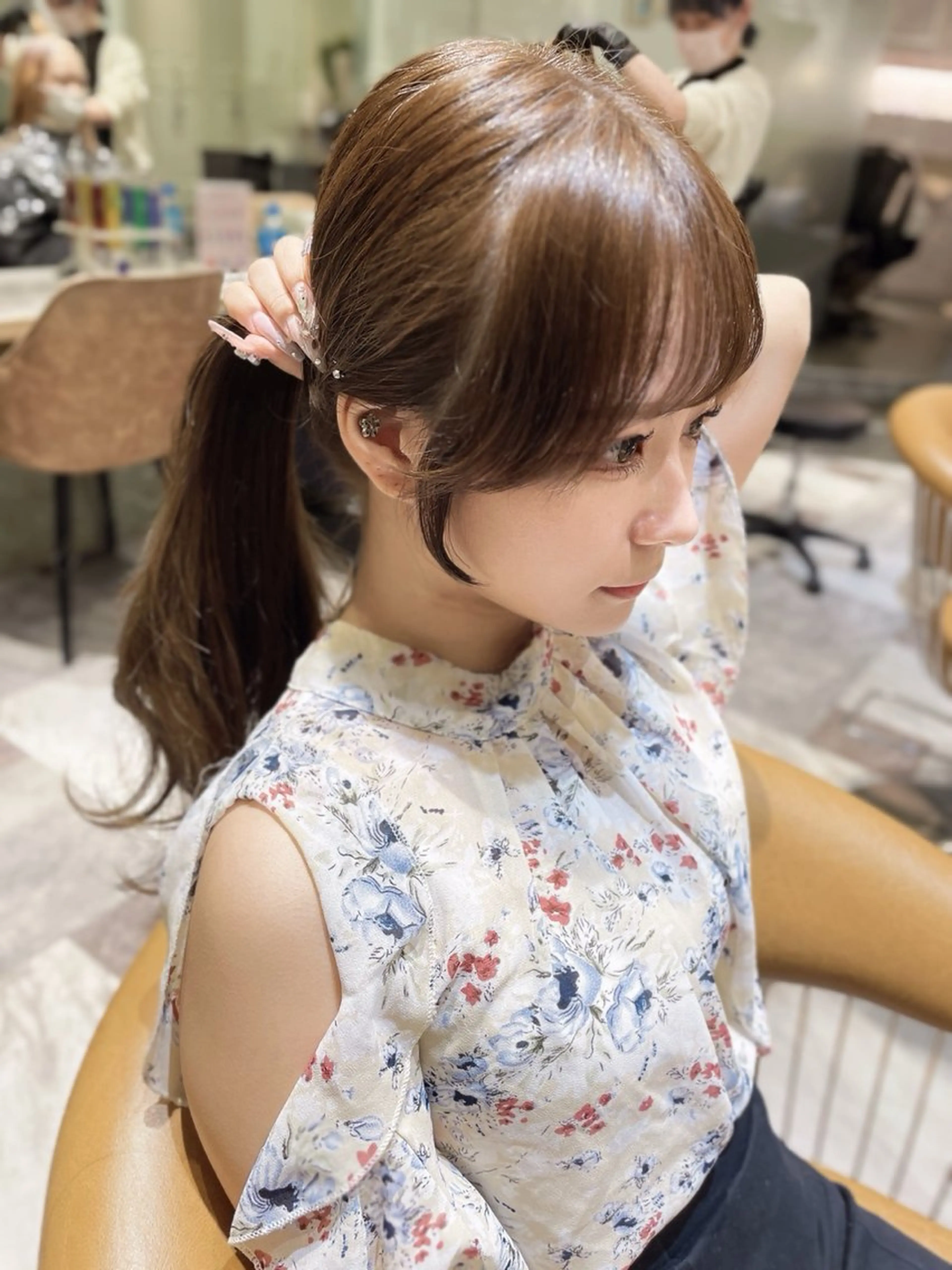セミロング カラー ベージュカラー 黒髪 ブリーチ ブルーカラー ブルーブラック カット ヘアカラー トリートメント 木屋元一/透明感 /前髪/レイヤーのヘアスタイル