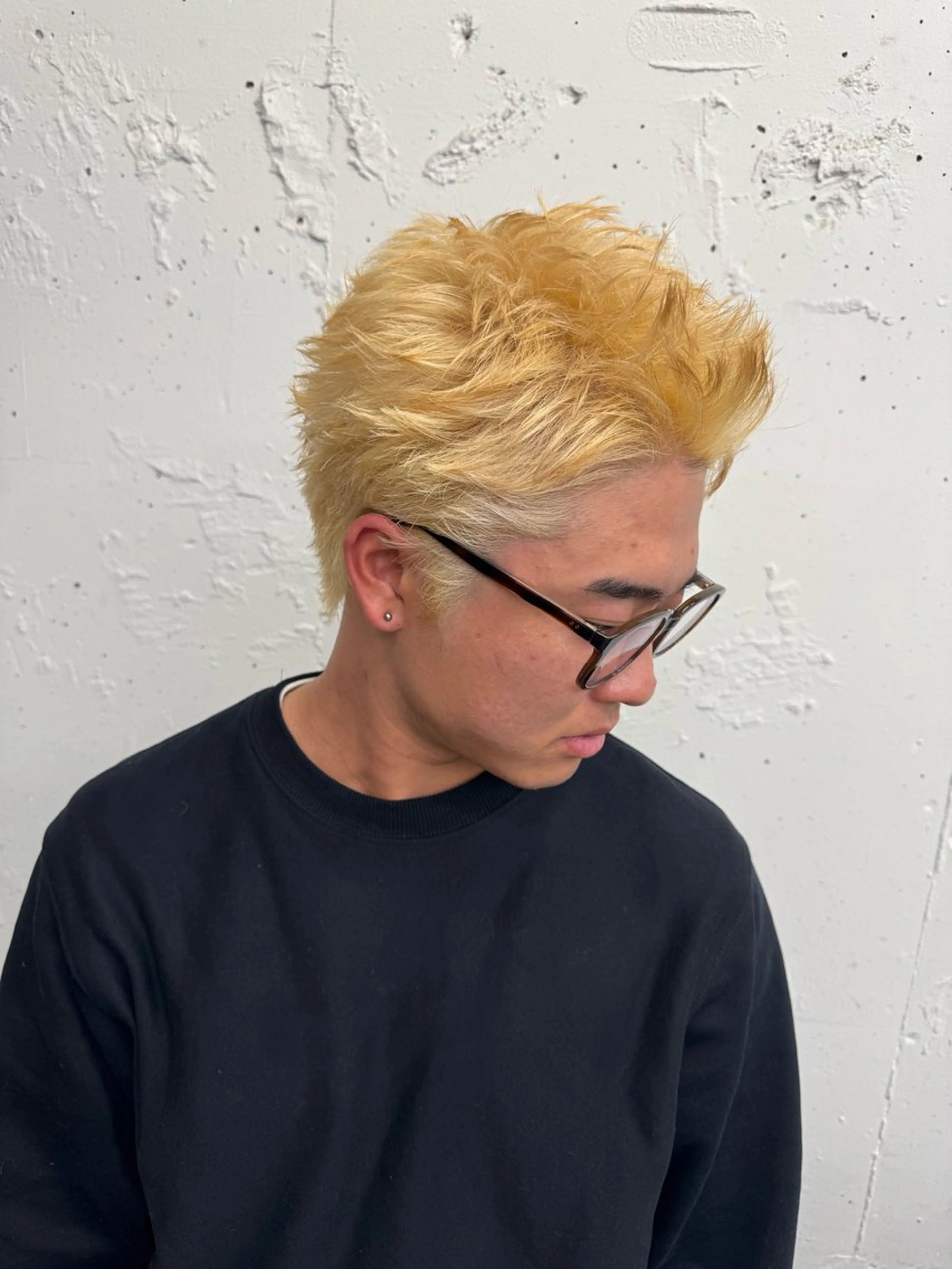 ショート カラー メンズ メンズブリーチ フェードカット メンズショート スキンフェード スパイキーショート カット ヘアカラー トリートメント 💈メンズ特化💈 TASUKUのヘアスタイル