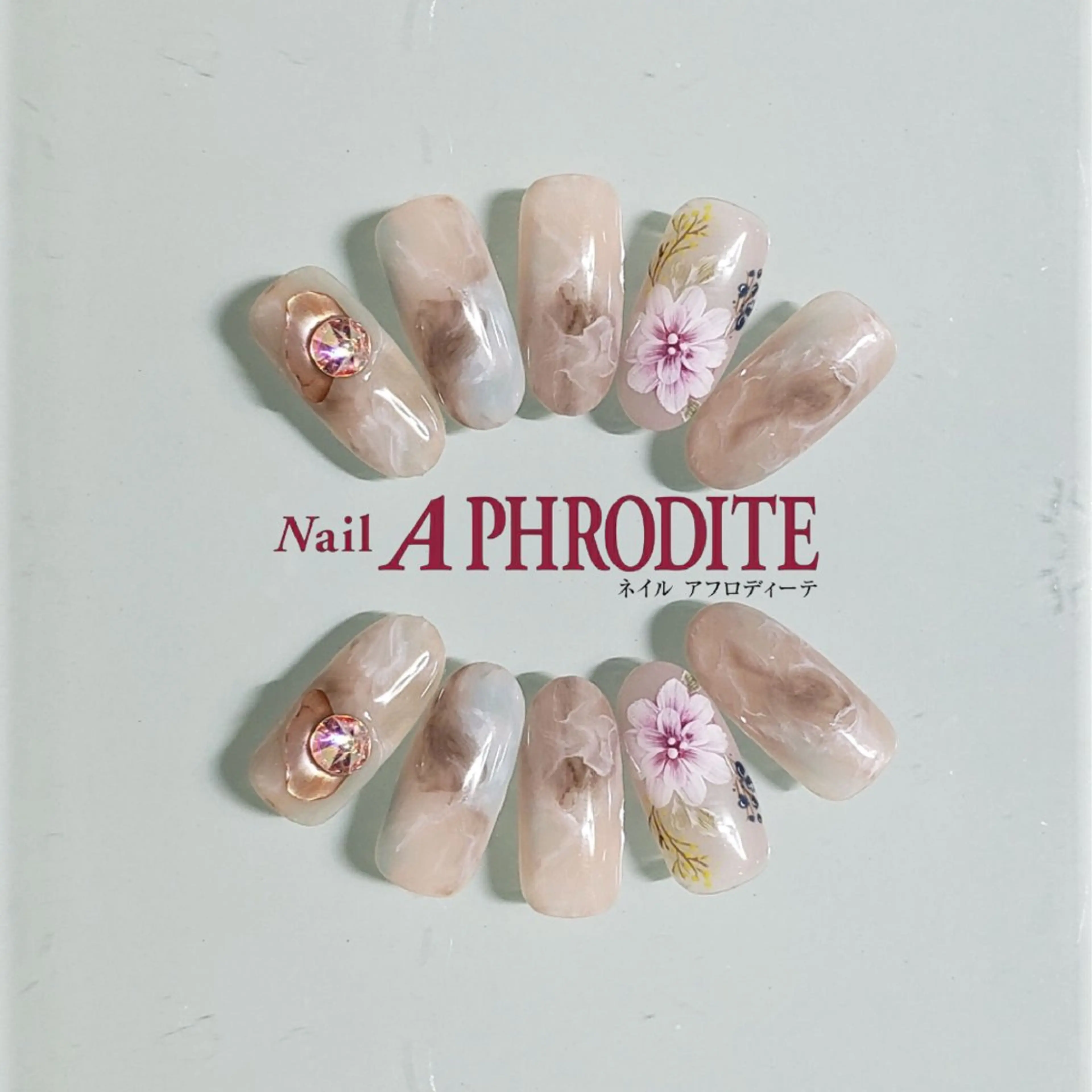 ネイル ジェルネイル ニュアンスネイル スカルプネイル ソフトジェル ネイルチップ Nail  Aphroditeのネイルデザイン