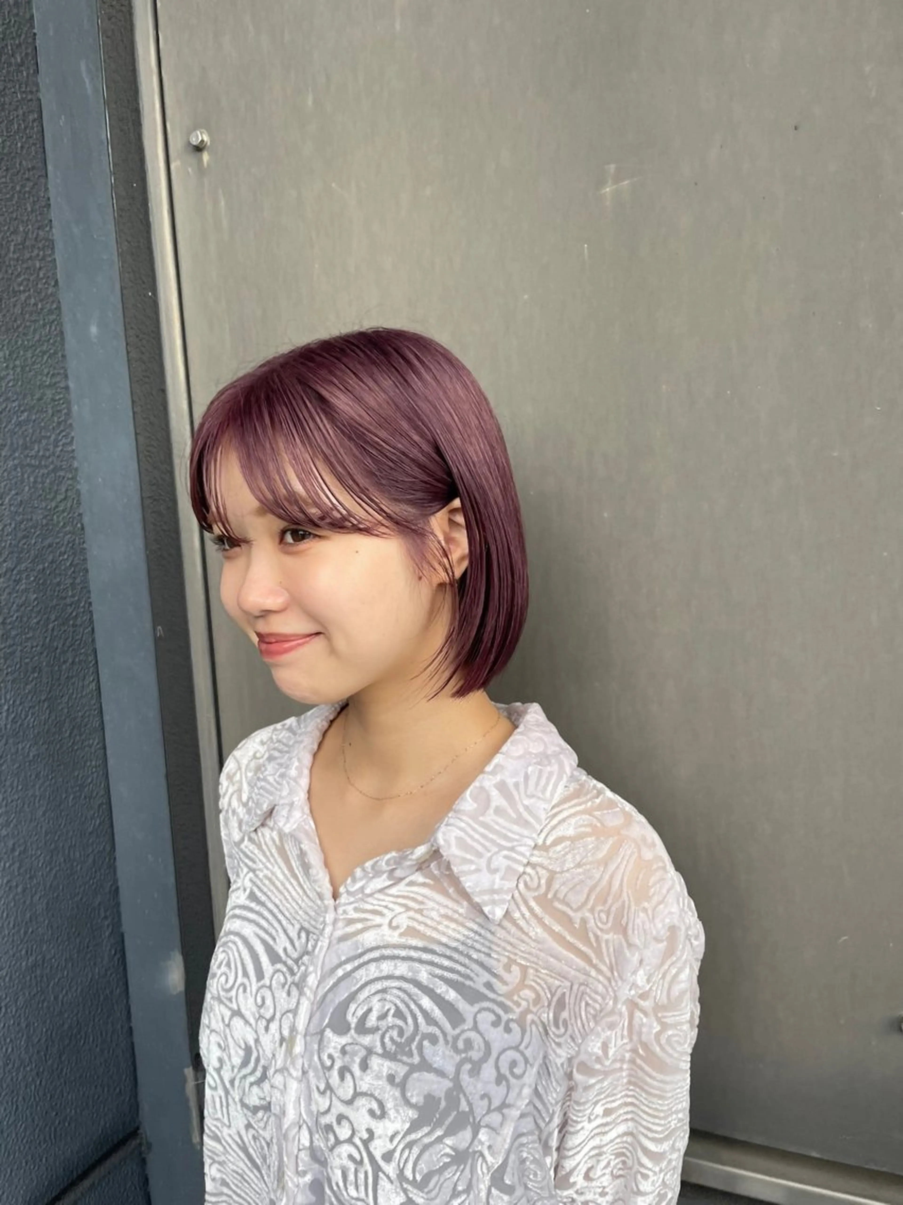 ミディアム カラー ブリーチ カシス 似合わせカット‪// 鶴我万唯華のヘアスタイル