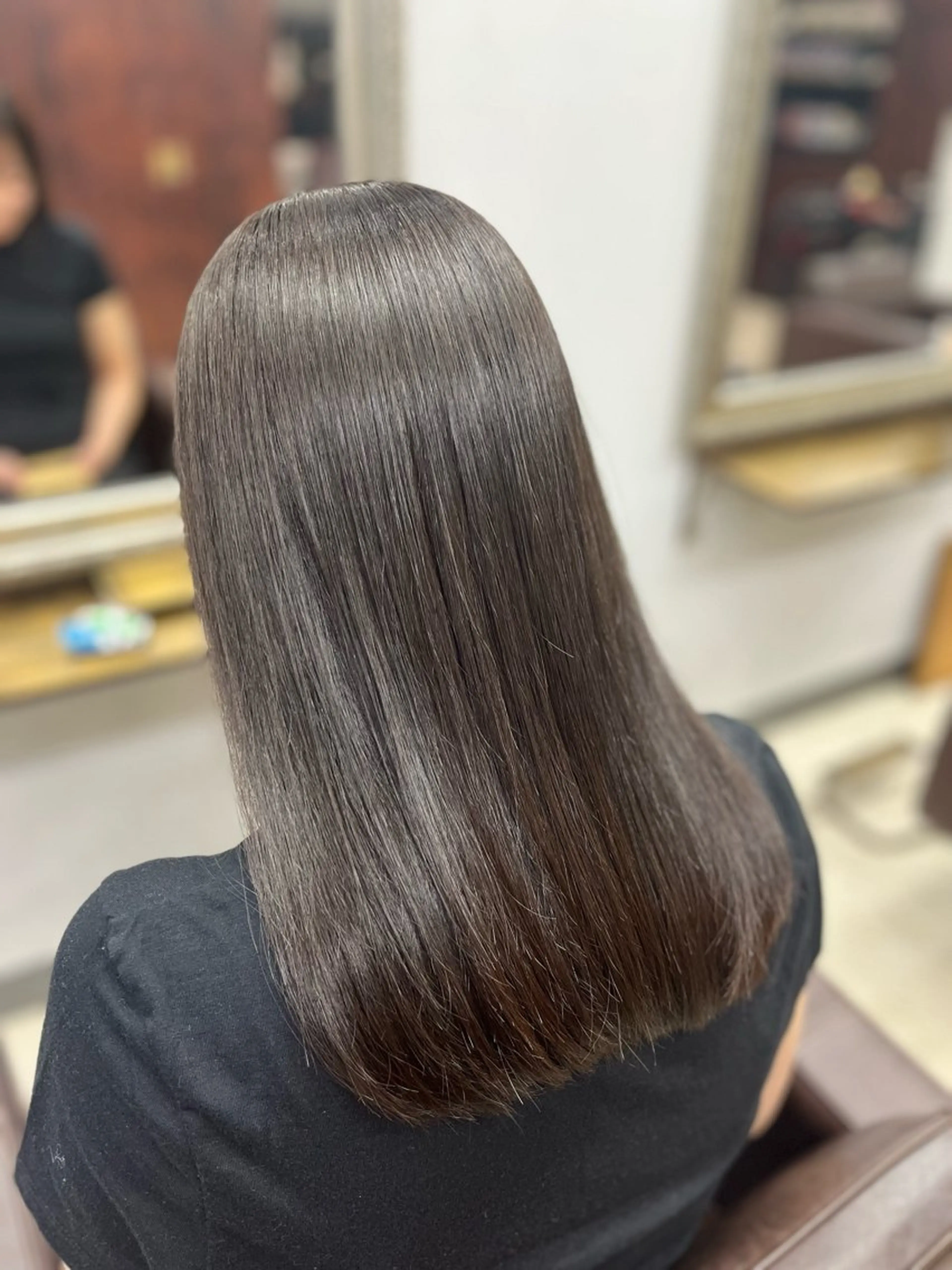 ロング カラー パーマ トリートメント 小島 凜のヘアスタイル