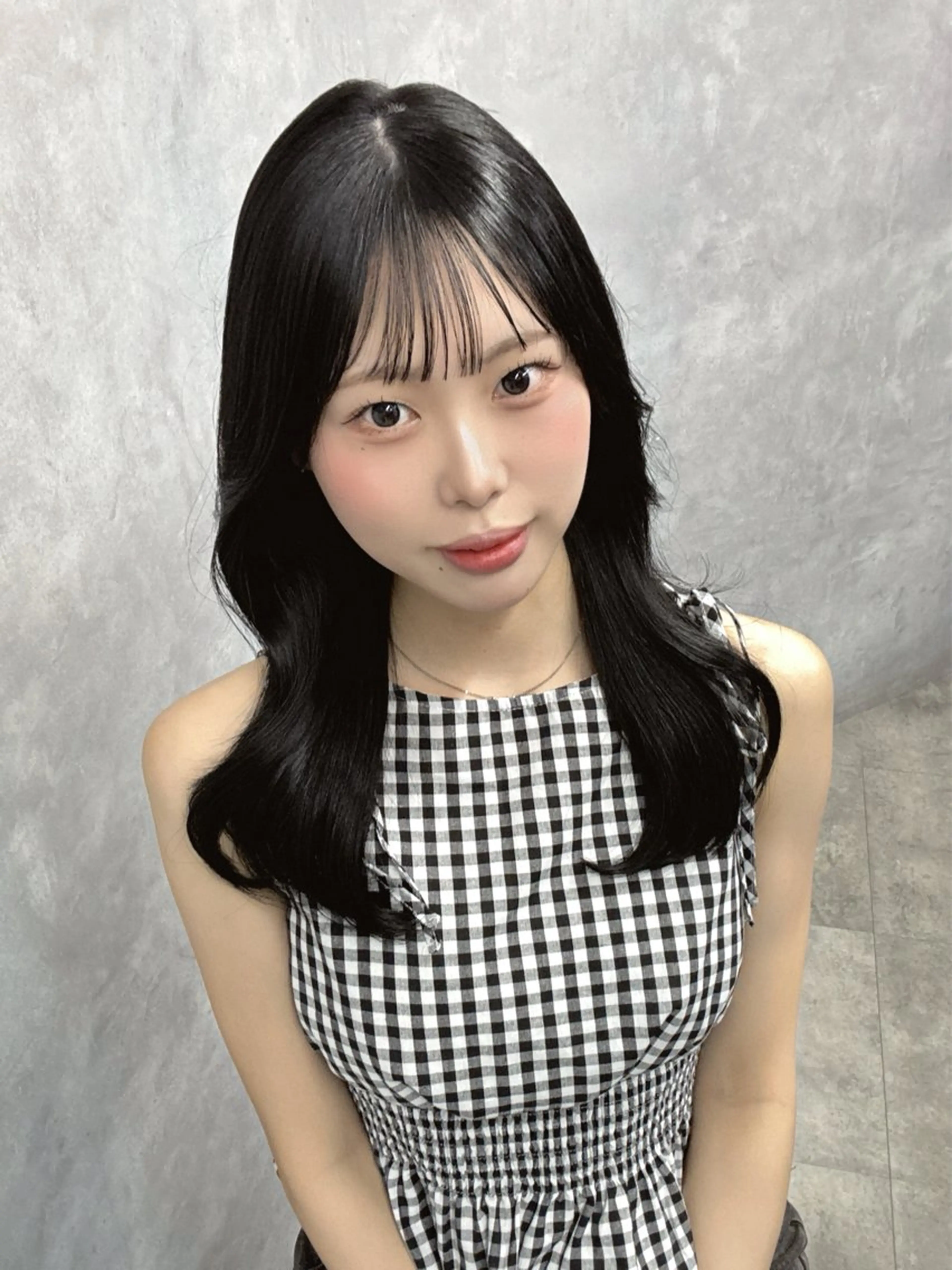 セミロング カラー ブリーチ カット ヘアカラー トリートメント 福西 洋斗のヘアスタイル