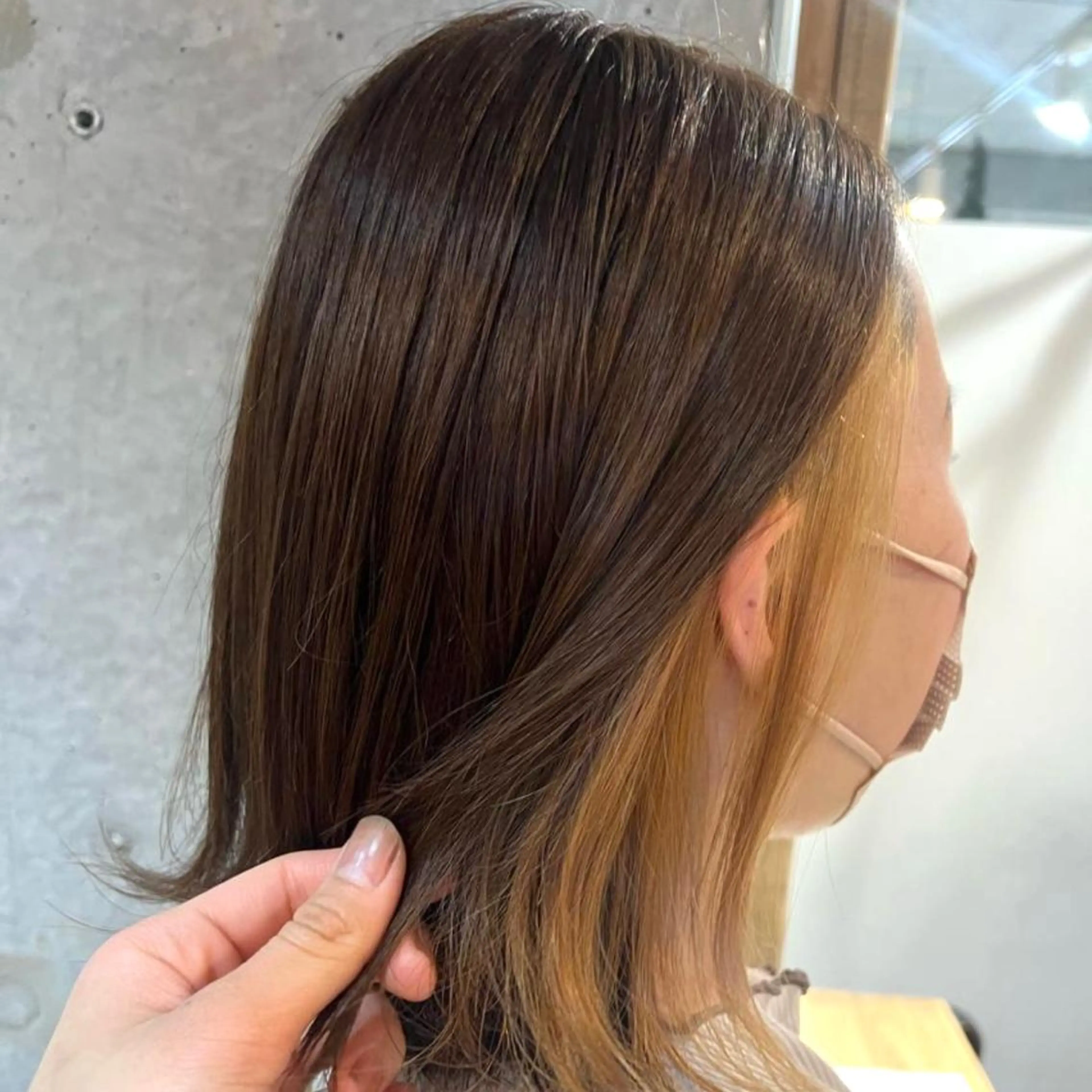 ミディアム カラー イヤリングカラー blau✨ misatoのヘアスタイル