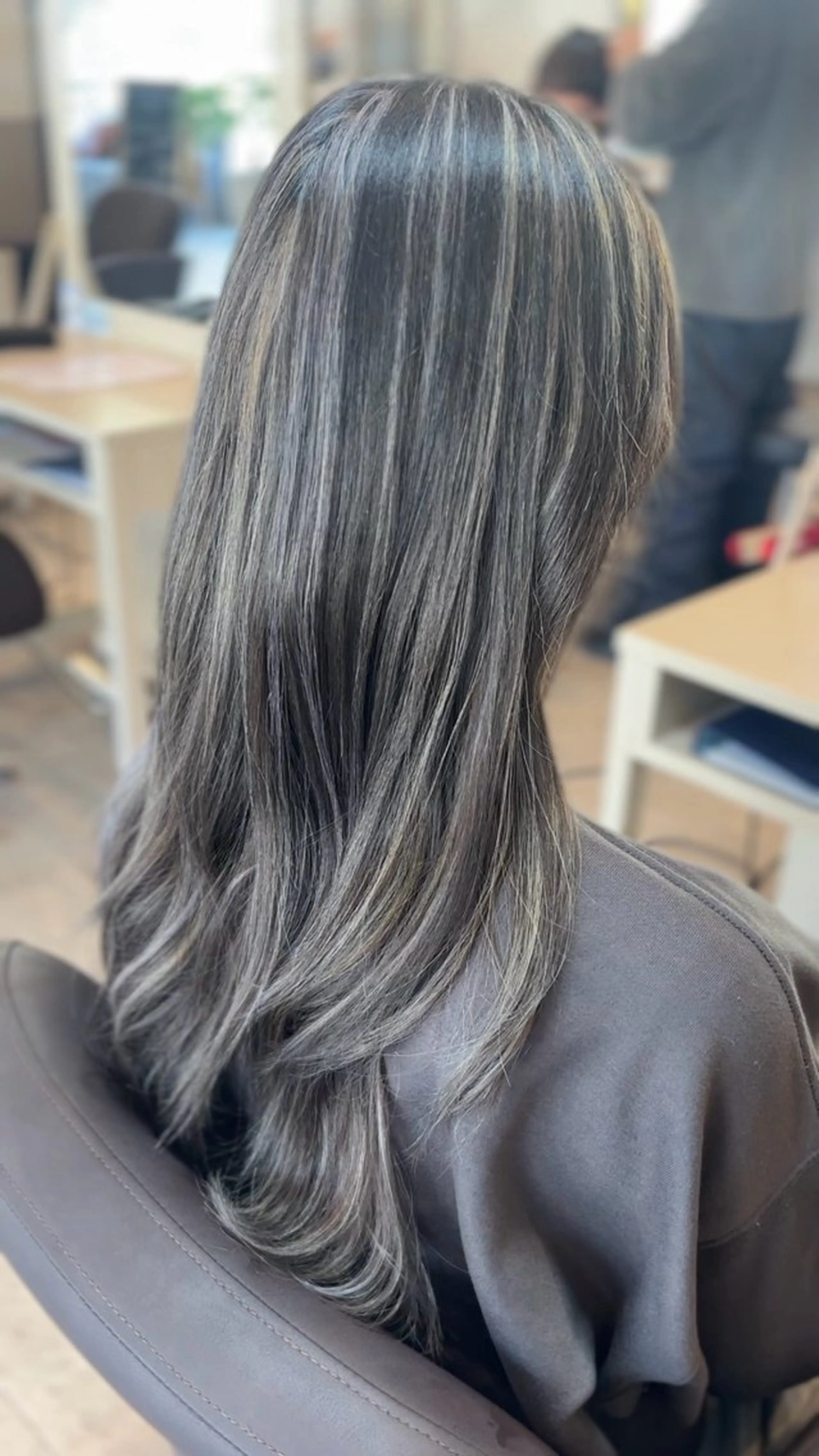ロング bloom AMIのヘアスタイル