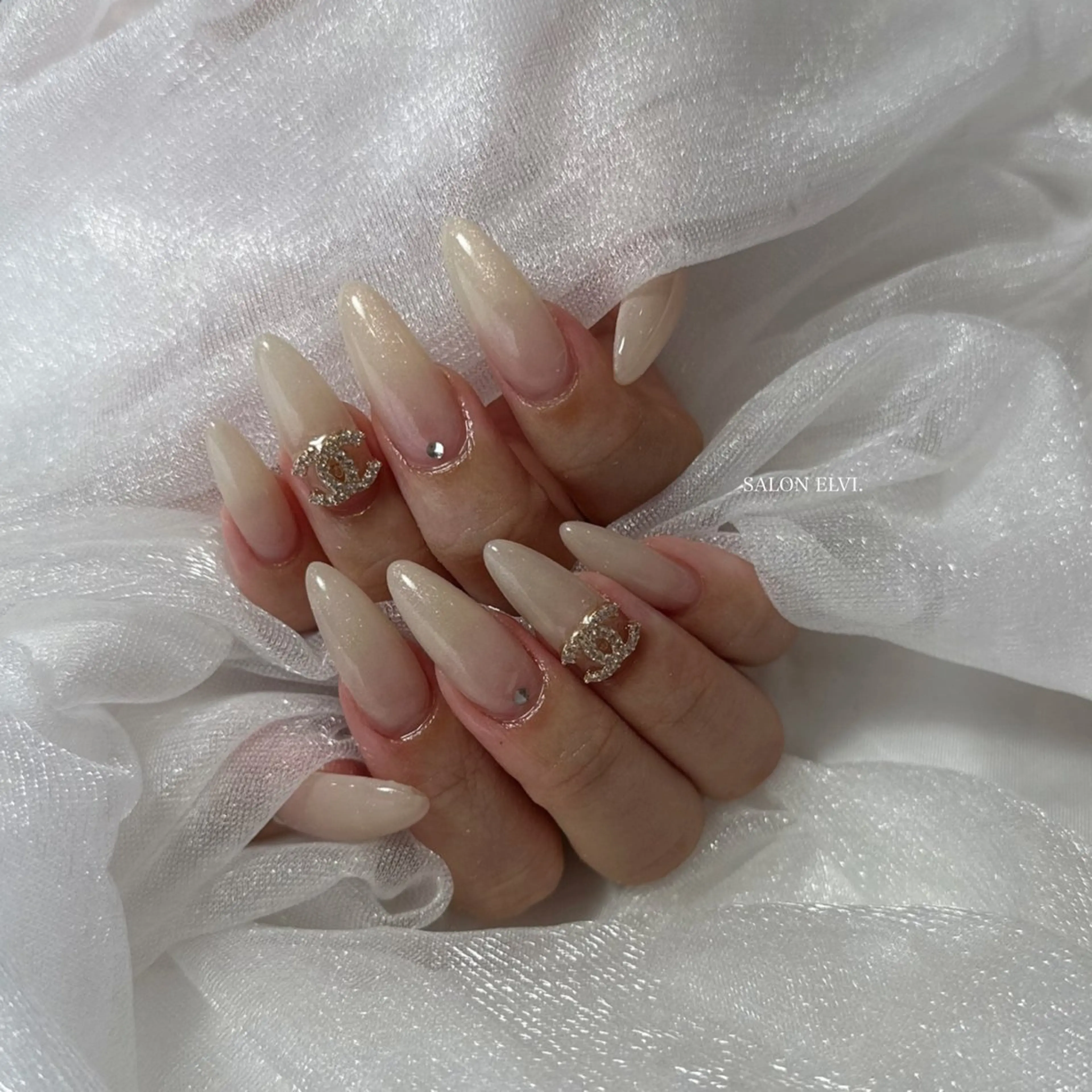 ネイル SALON ELVI.のネイルデザイン