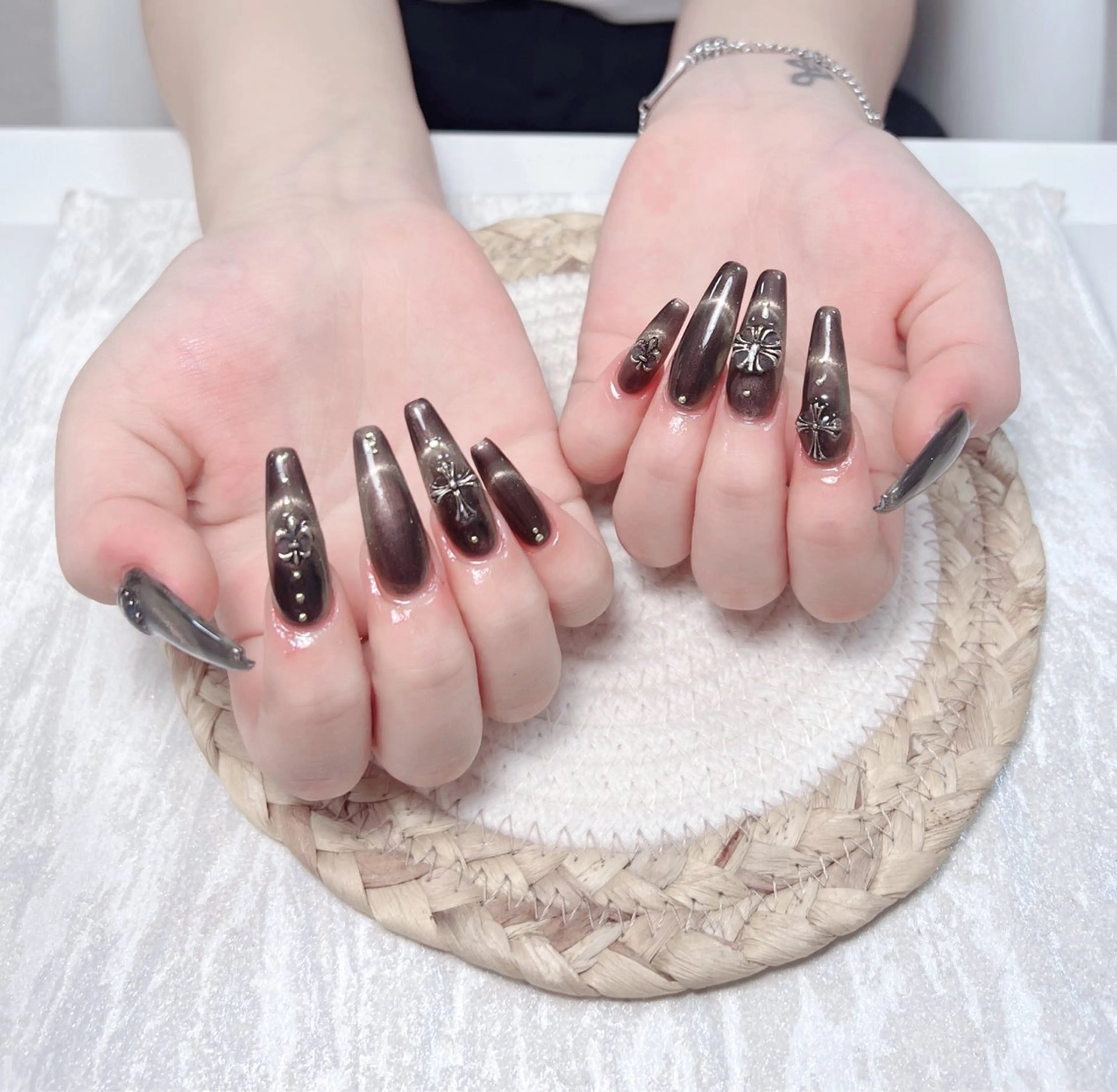 💗チップ長さだし💗マグネットワンカラー🧲//ストーン2個プレゼント💗の写真