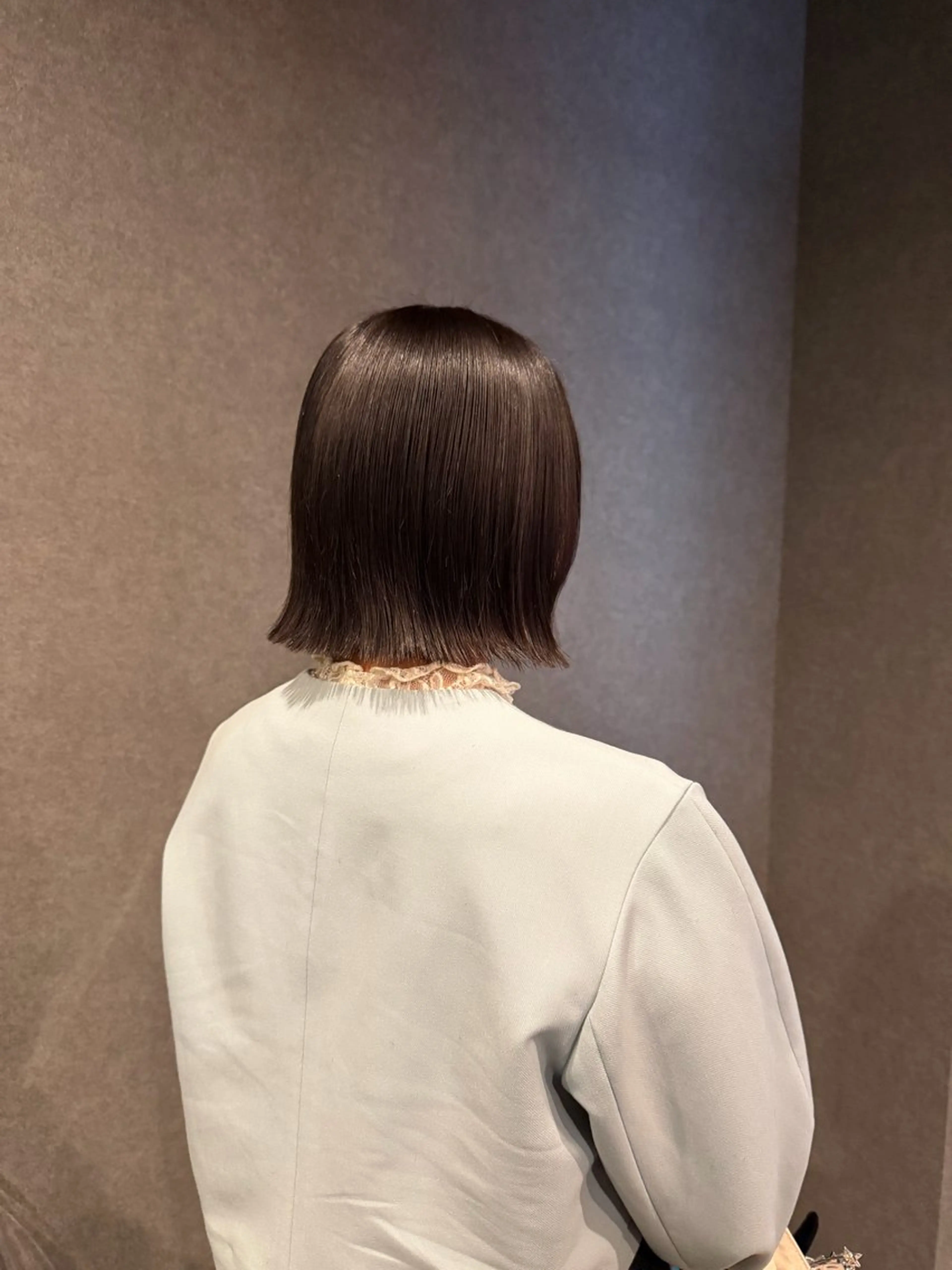 ミディアム カット 縮毛矯正 トリートメント SHIINA シイナのヘアスタイル