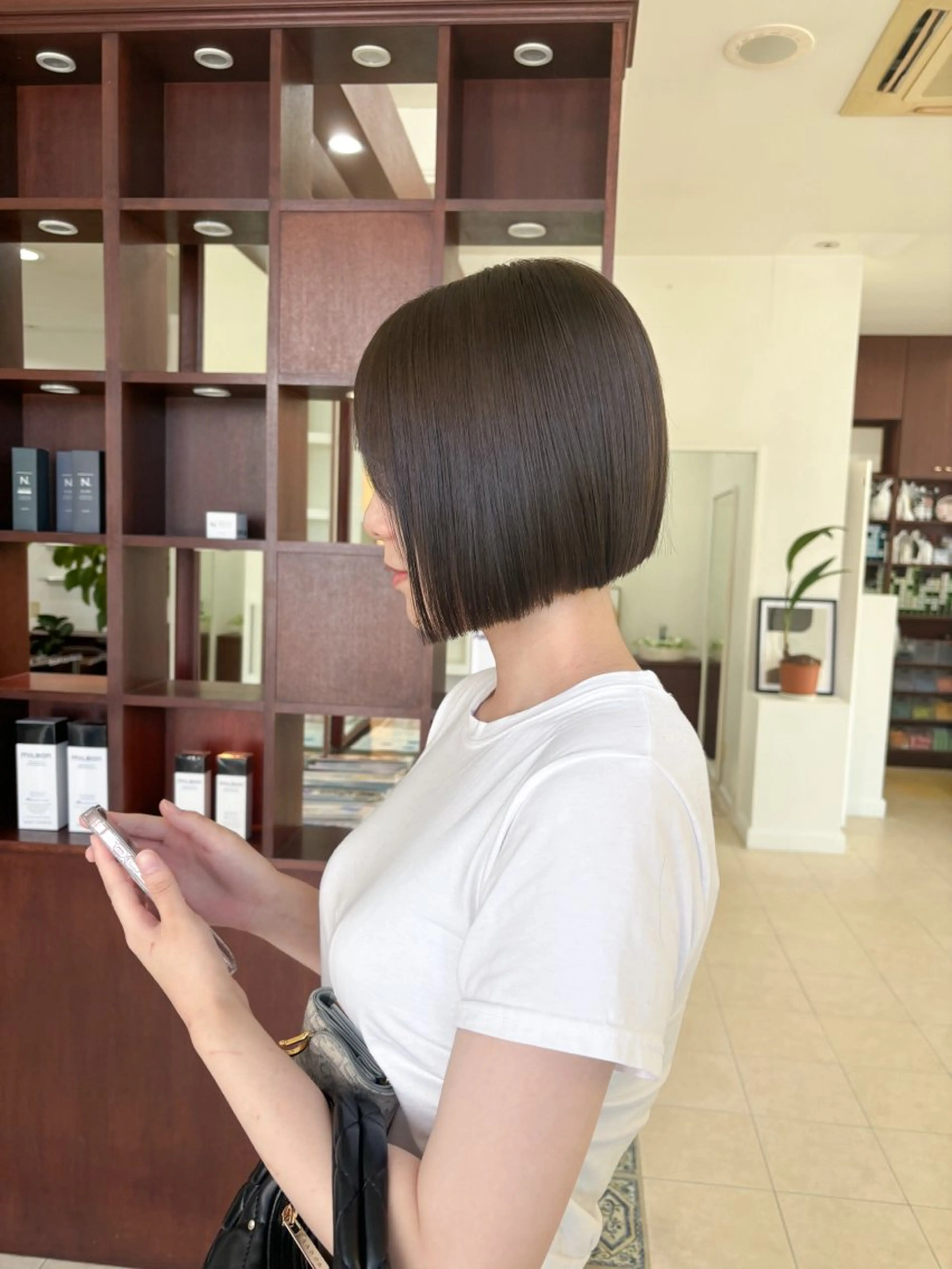 ショート アッシュ アッシュブラウン alu yuinaのヘアスタイル