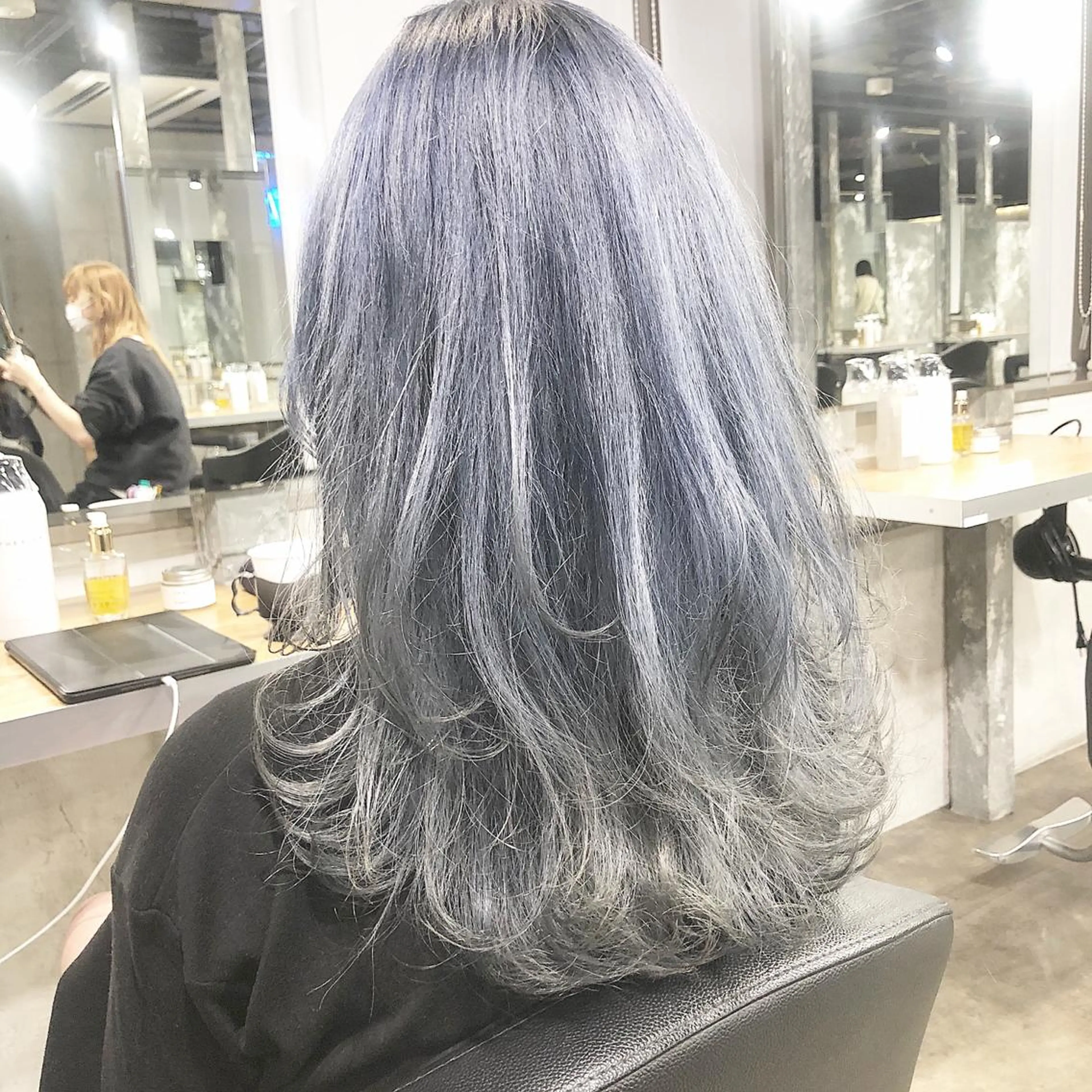 セミロング カラー GOTODAY所属・横浜駅メンズパーマ師 🌀岩﨑弘成🌀のヘアスタイル