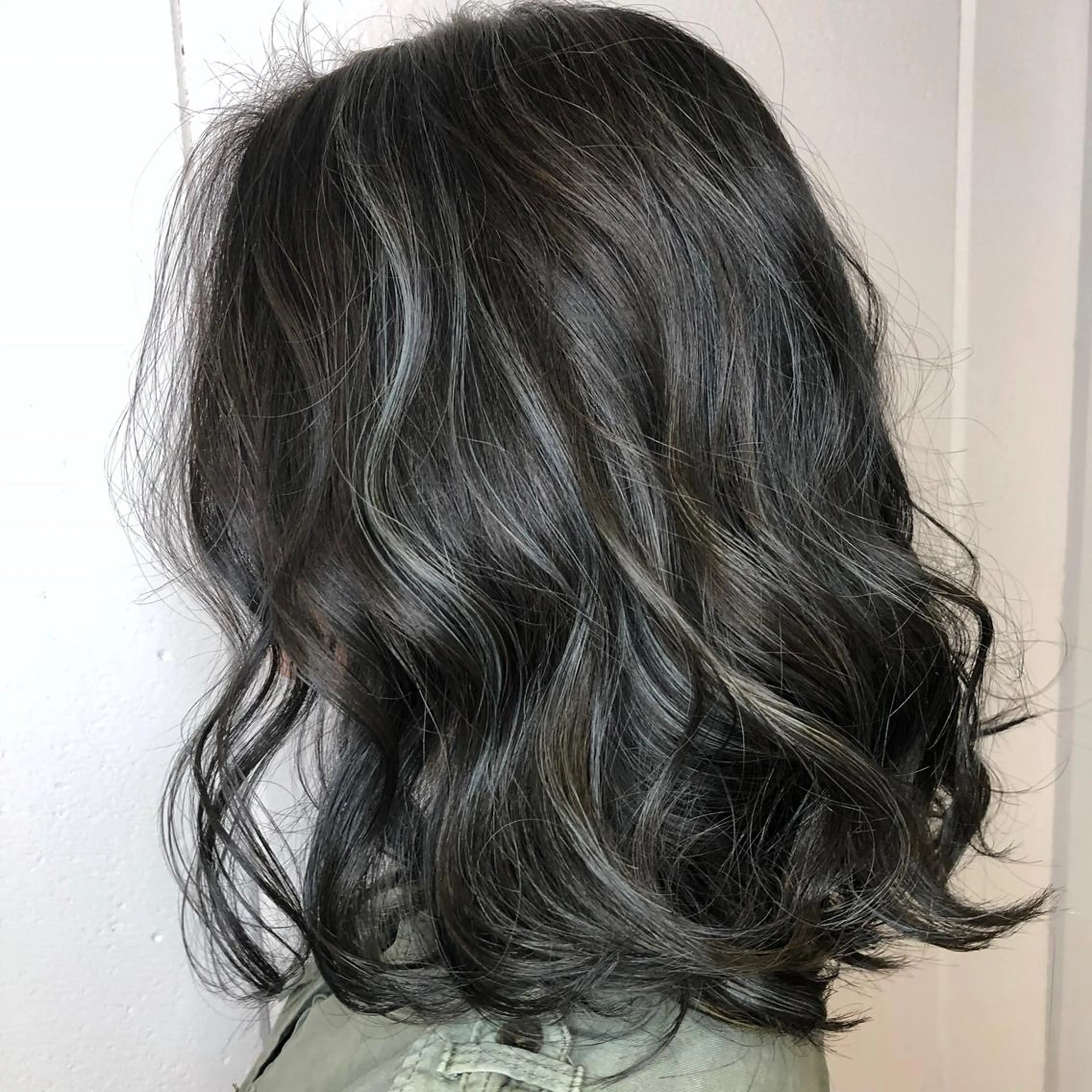 ミディアム カラー ヘアアレンジ ヘアカラー トリートメント 🍎吉川浩生 トップスタイリストのヘアスタイル