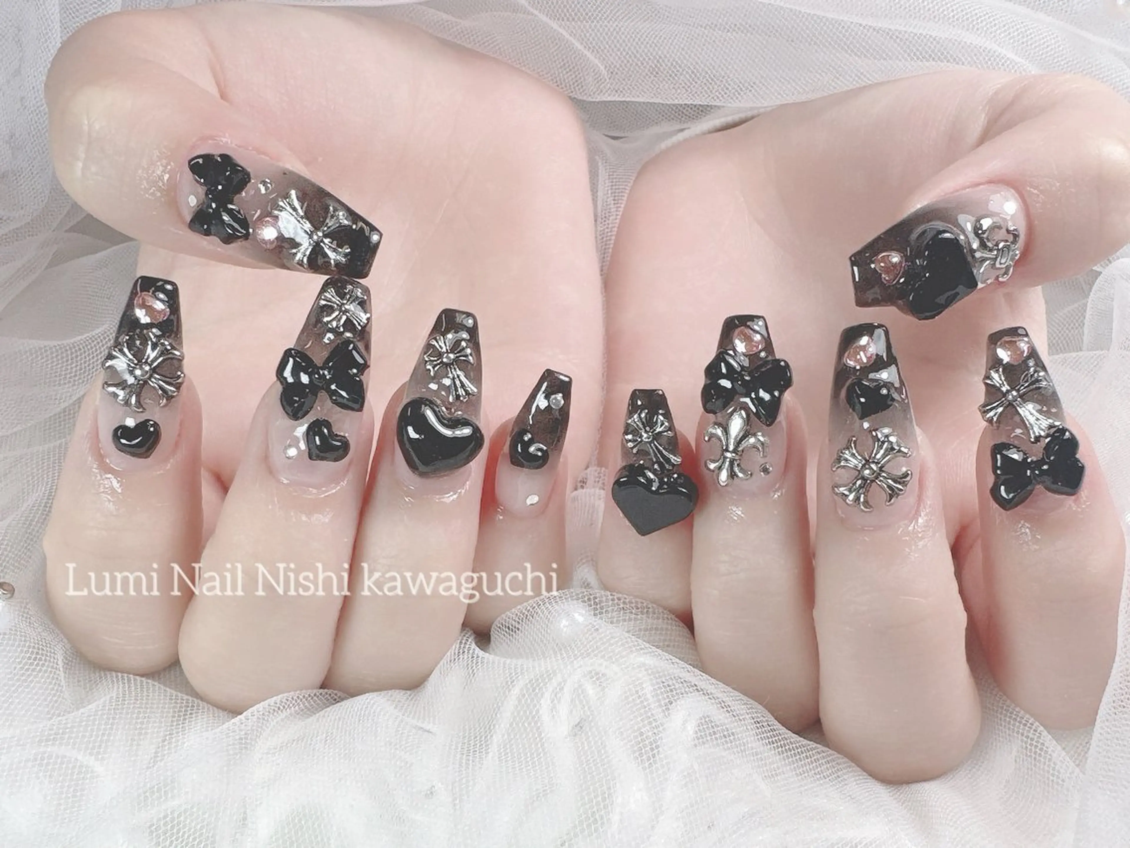 ネイル チークネイル フラッシュネイル ジェルネイル グラデーション ハート Lumi Nail Salonのネイルデザイン