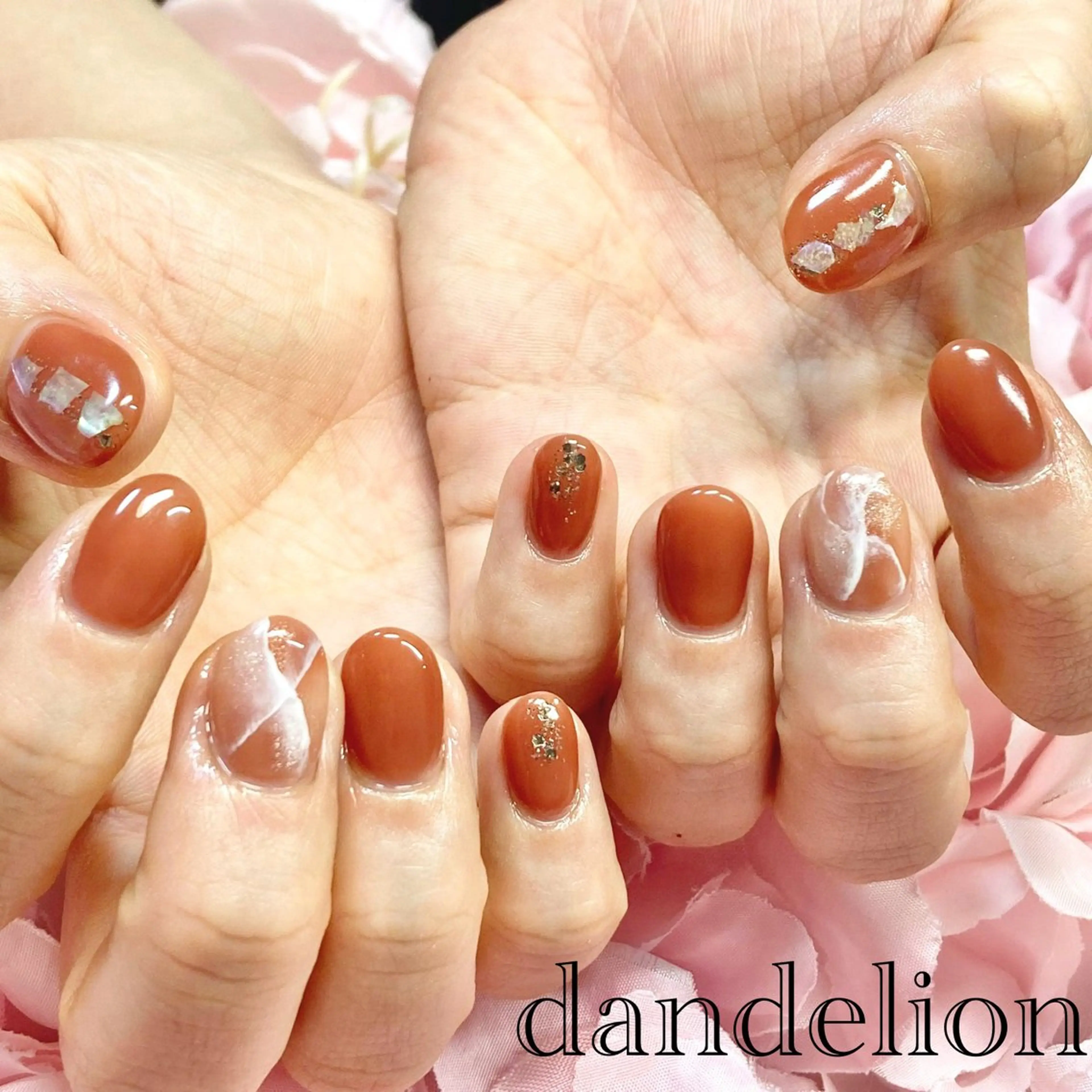 ネイル ハンドネイル ハンドケア dandelion ダンデライオンのネイルデザイン