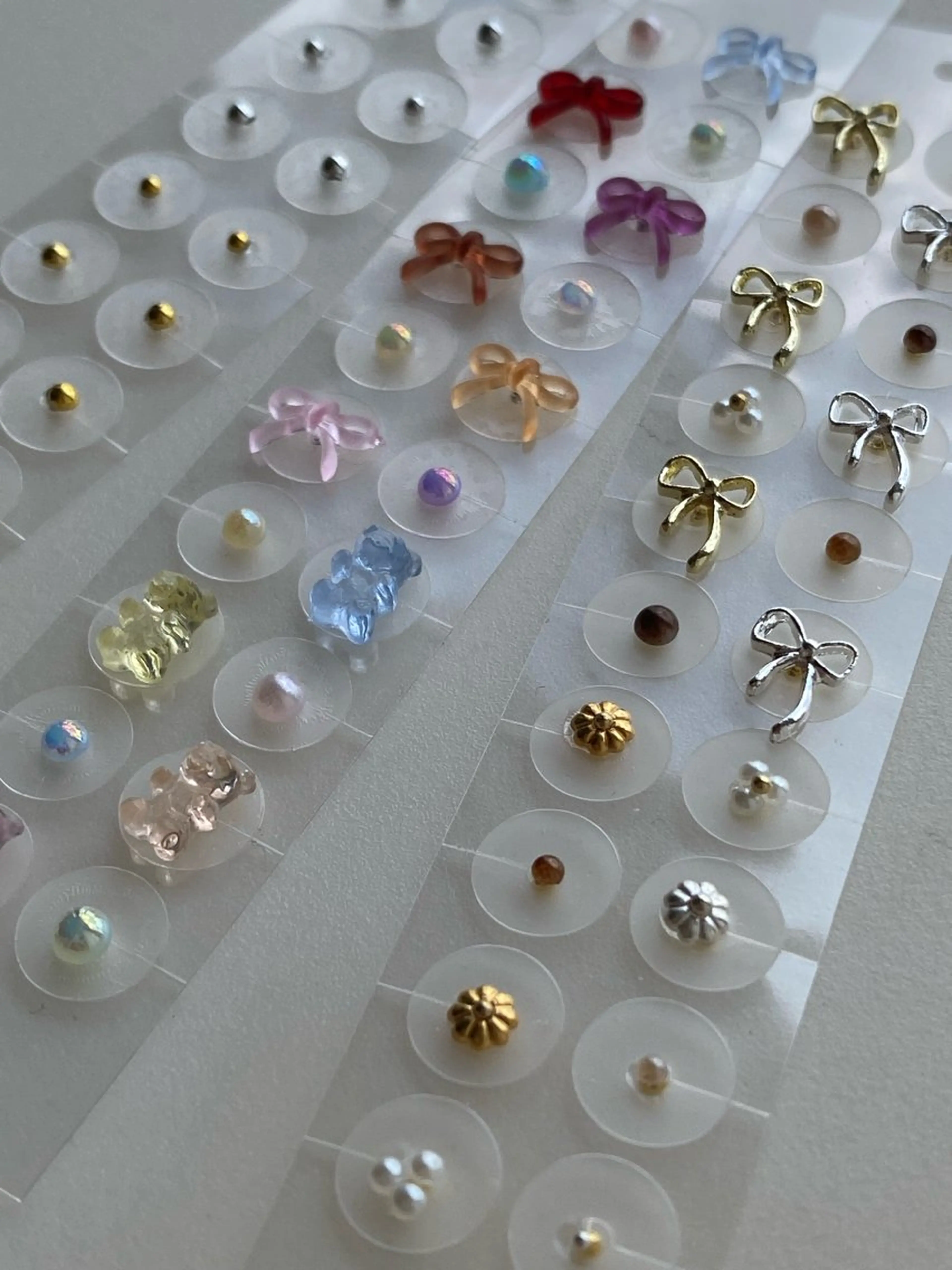 草加ニュアンスネイル 🌚hersのネイルデザイン