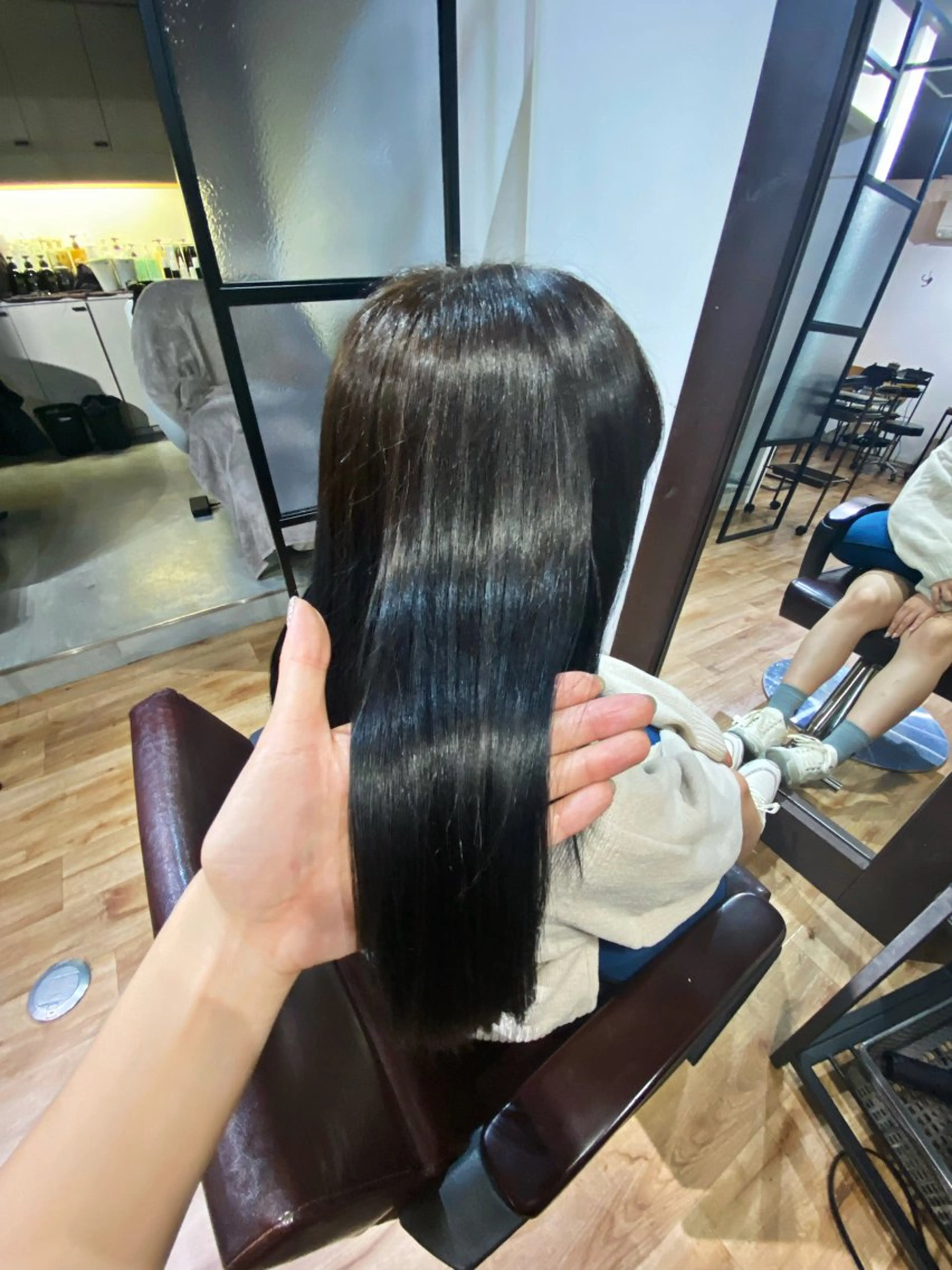 カラー ヘアカラー トリートメント RINA🦋 【韓国風/艶髪】のヘアスタイル