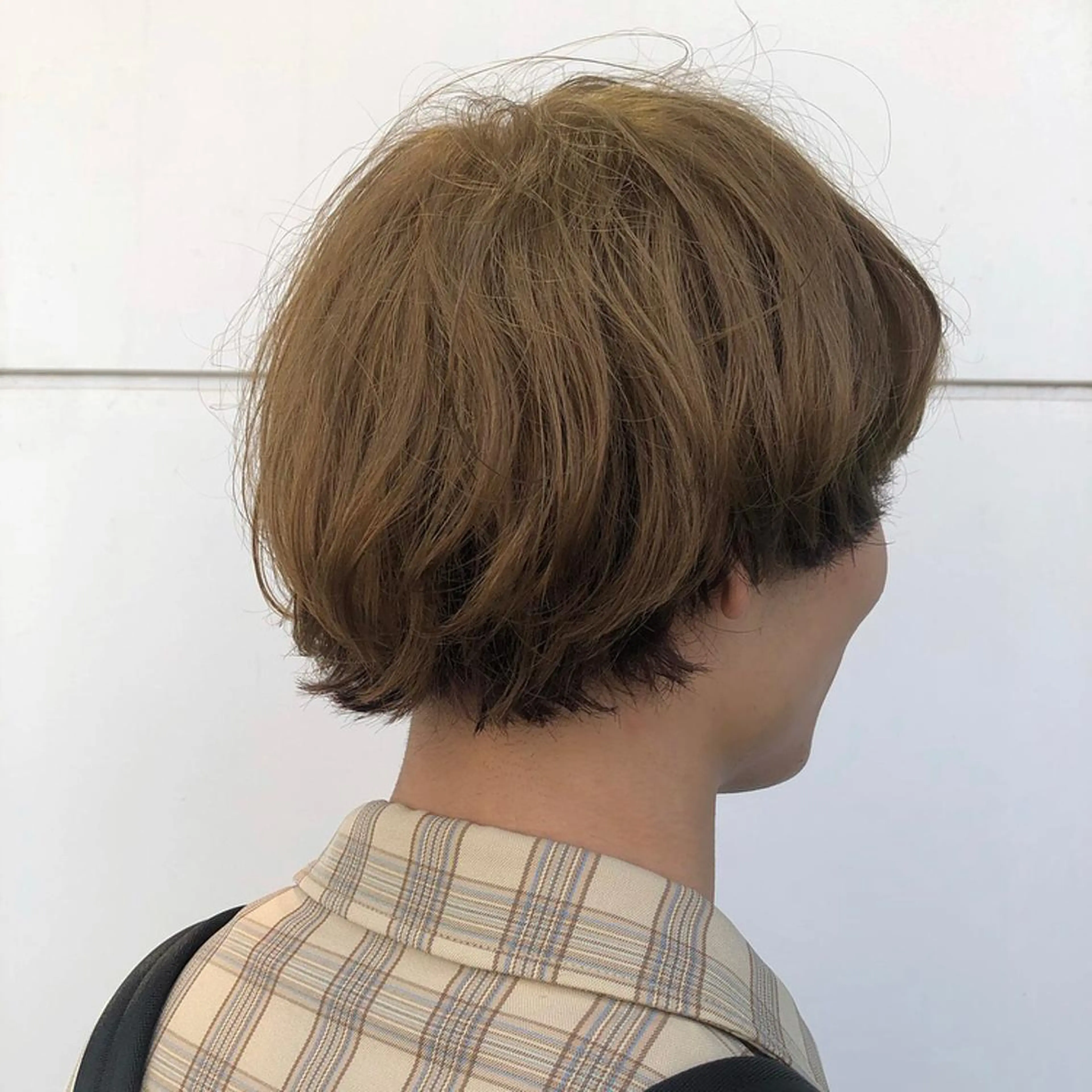 カラー メンズ ブラウンカラー ピンクカラー カトウ ユウカのヘアスタイル