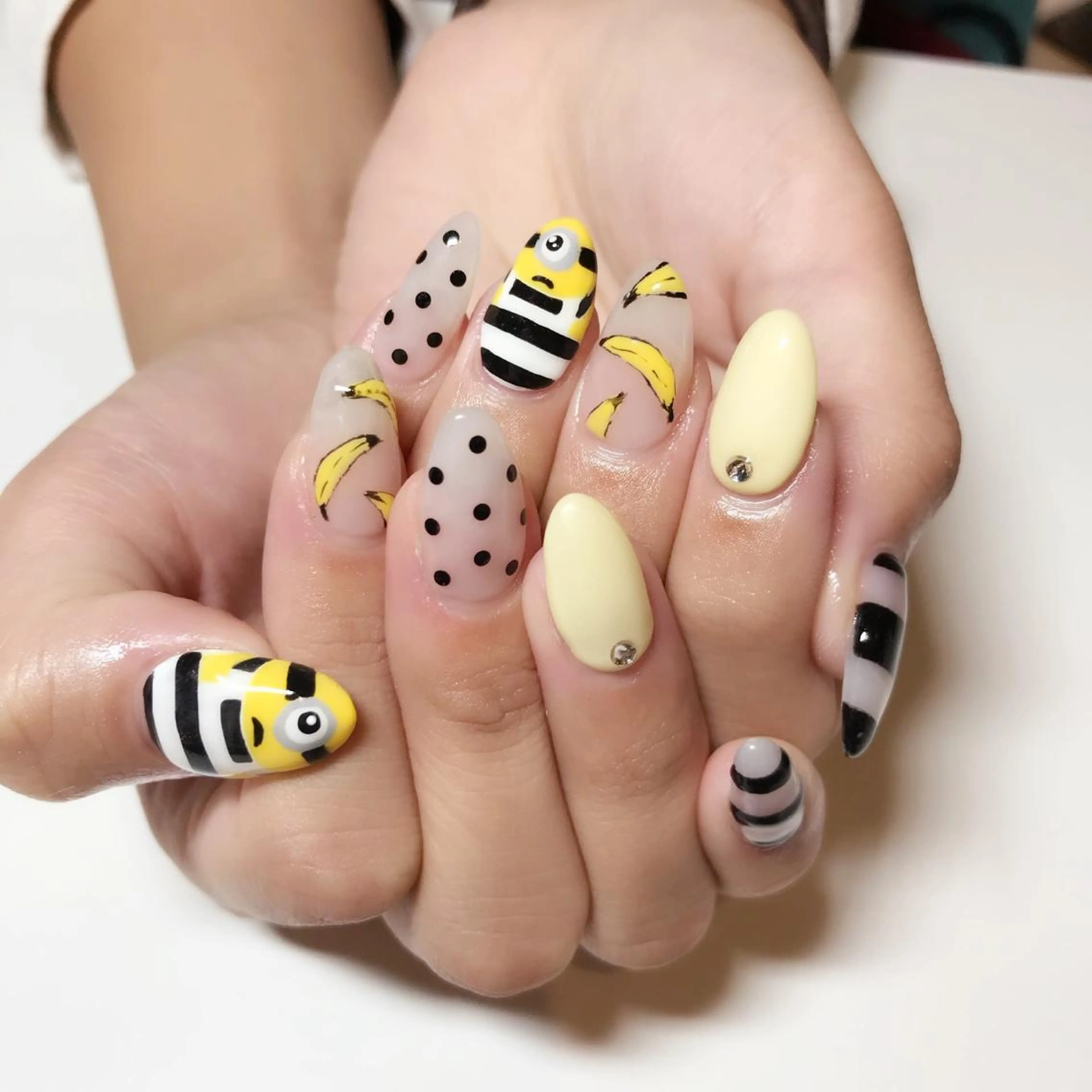 ネイル Risa　/ EARTH小山のネイルデザイン