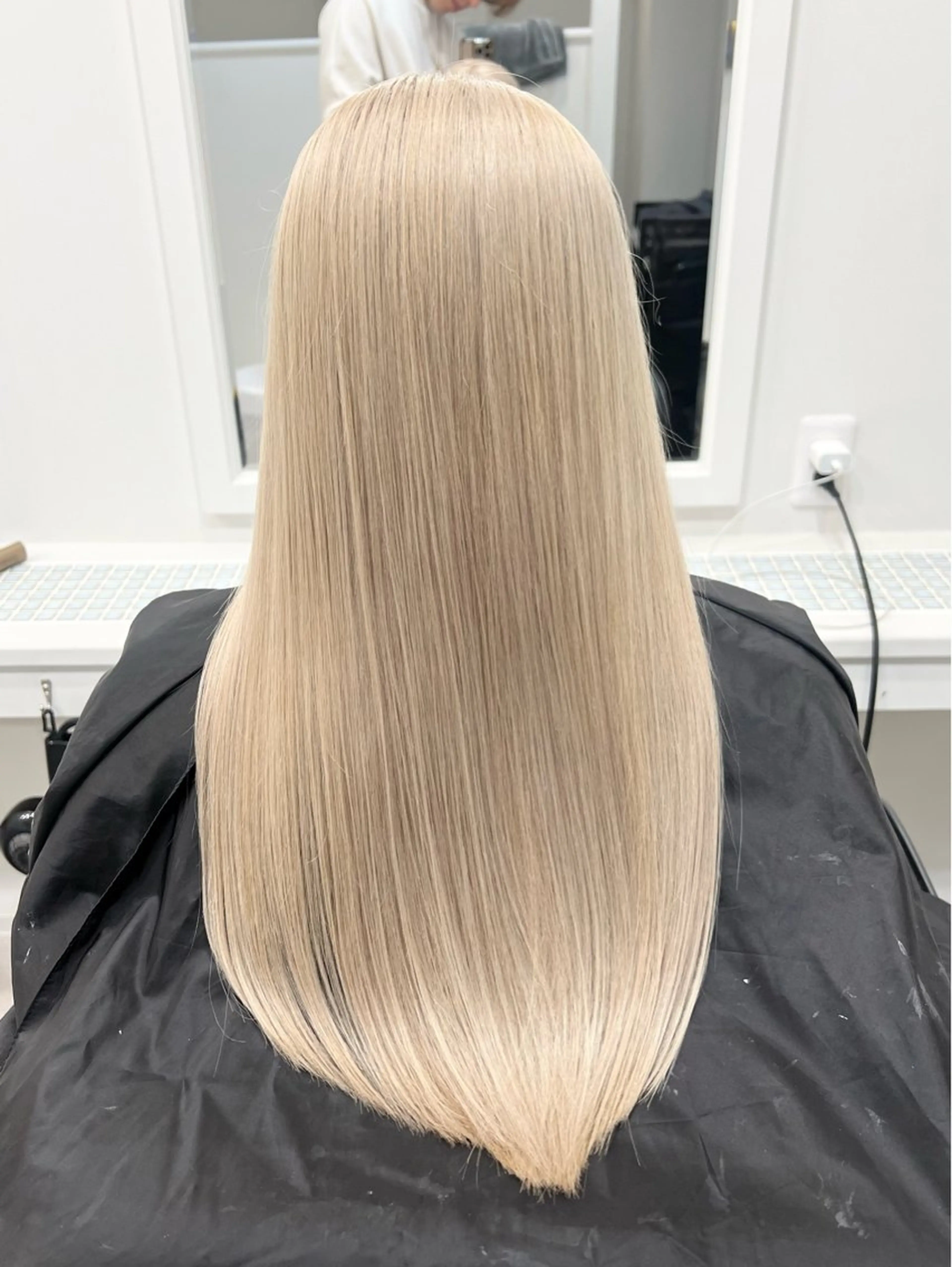 ロング カット ヘアカラー Via  京都烏丸所属・RINA/ハイトーン /レイヤー/髪質改善のヘアスタイル