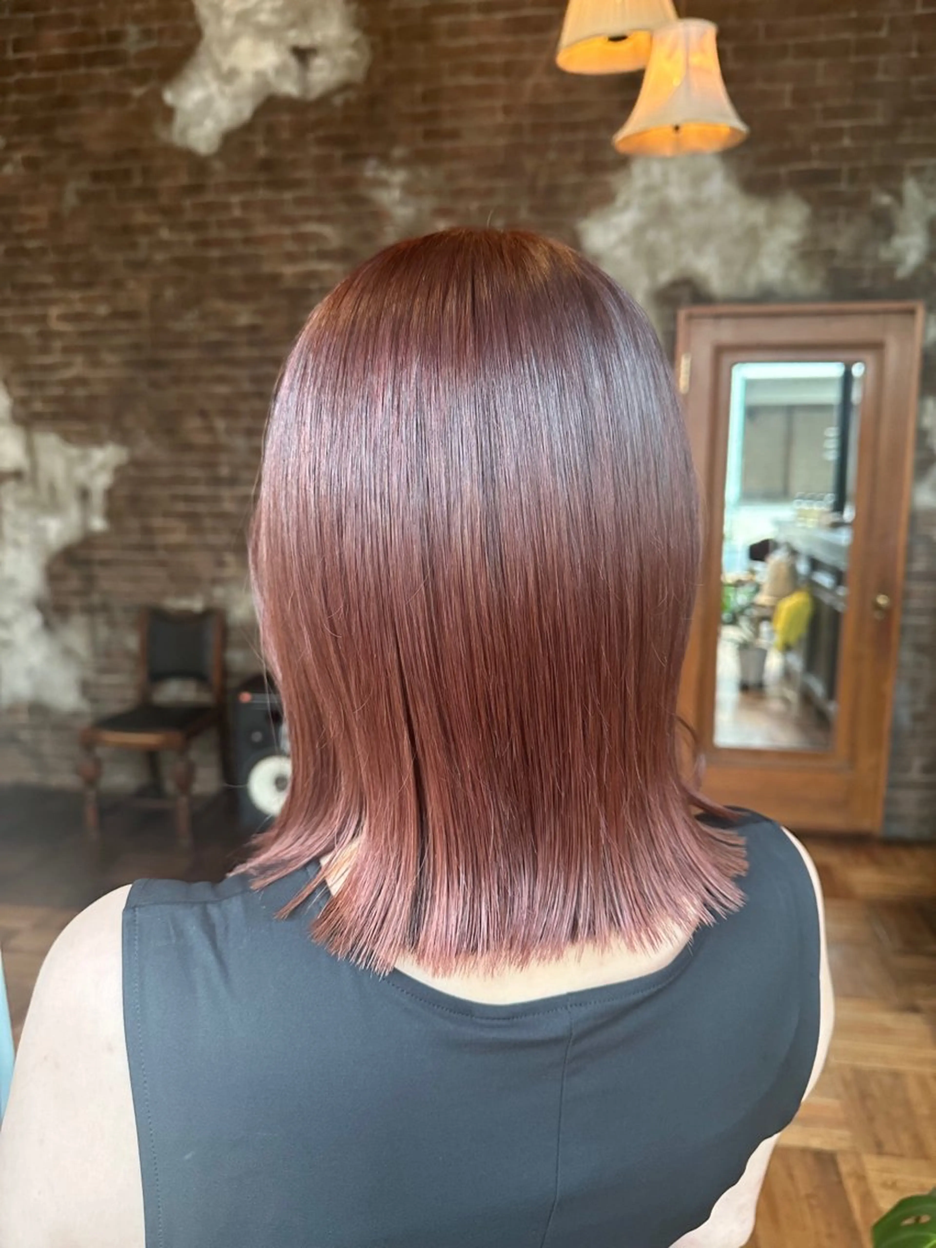 ミディアム MIYU透明感カラー ブリーチなしWカラーのヘアスタイル