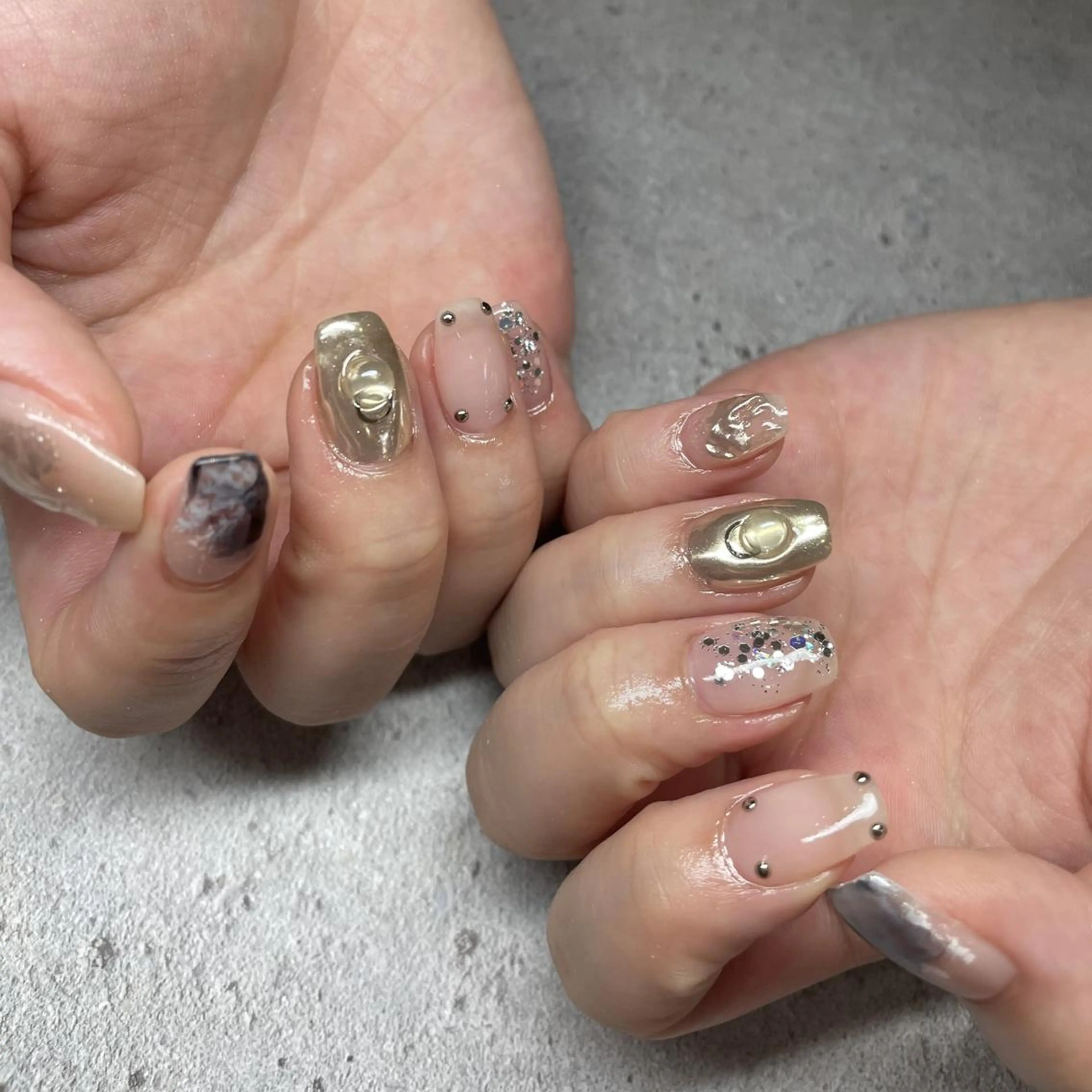 ネイル p.o.n.所属・🫧aku🫧 自由が丘／フィルインのネイルデザイン