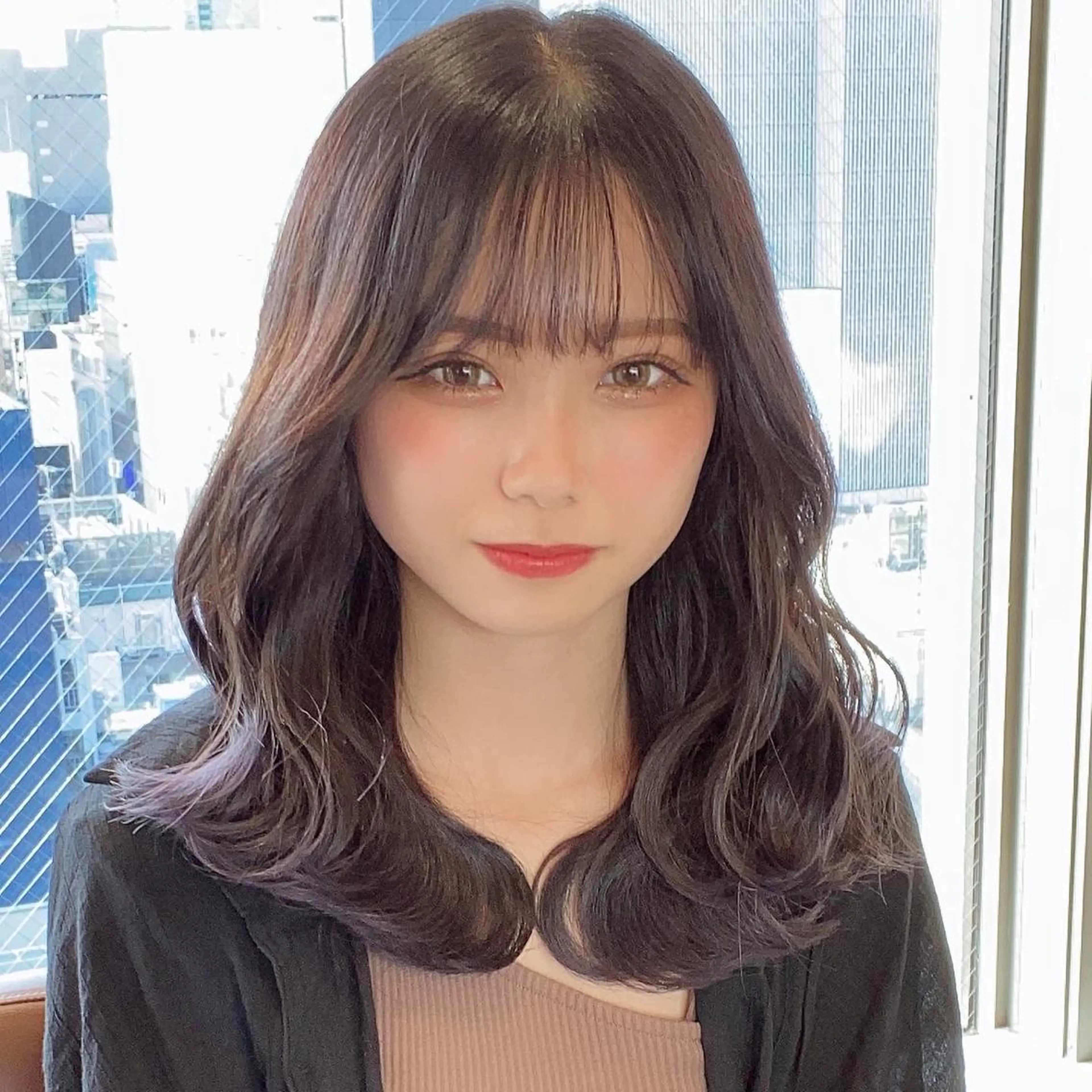 ミディアム カラー カット ヘアカラー 顔まわりの神様✨ 透明感カラー藤嶋秀幸のヘアスタイル