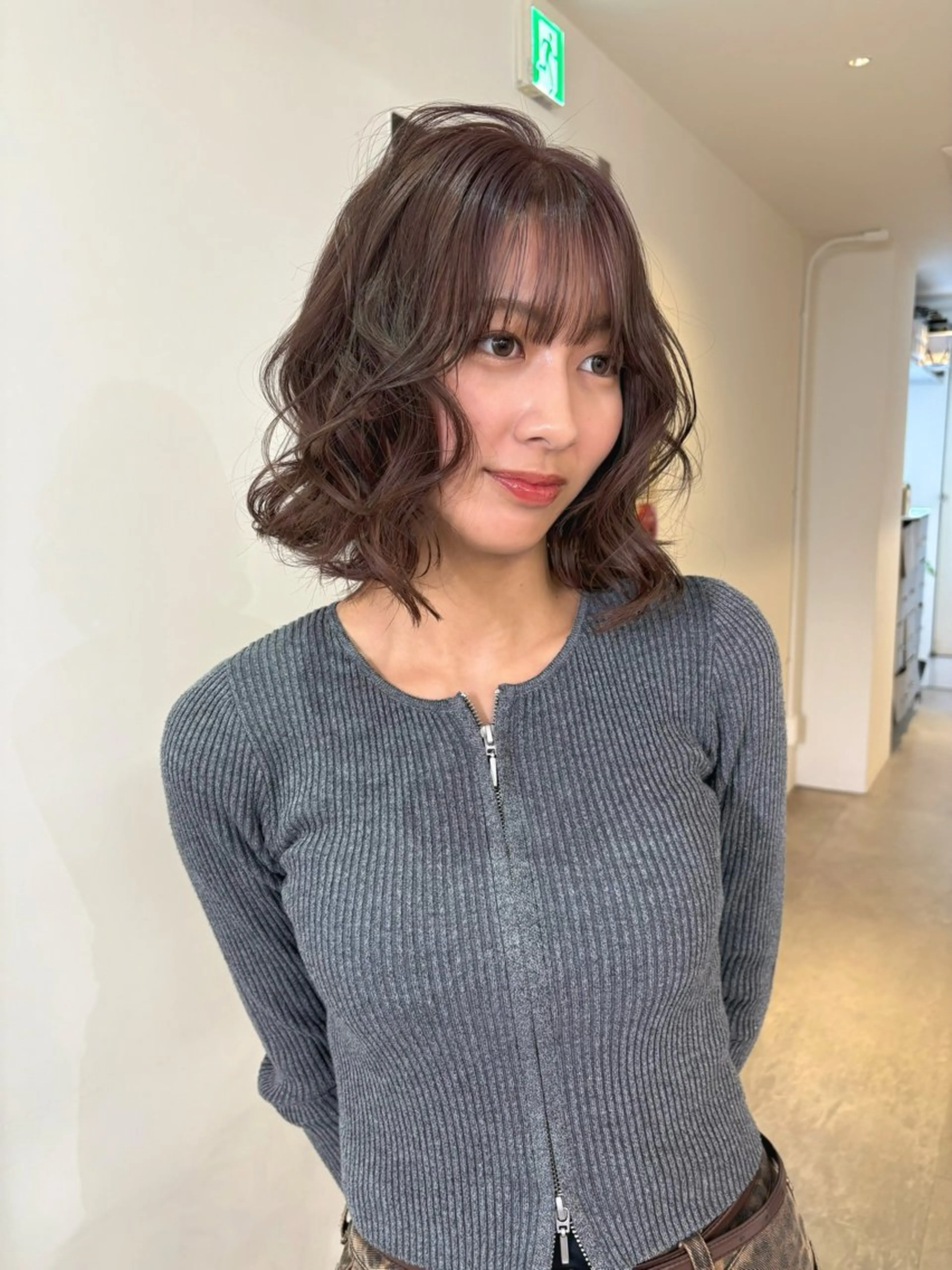 ミディアム カラー ブラウンカラー グレージュ ピンクカラー ピンクブラウン ヘアカラー ユナ ボブカット /ベージュのヘアスタイル