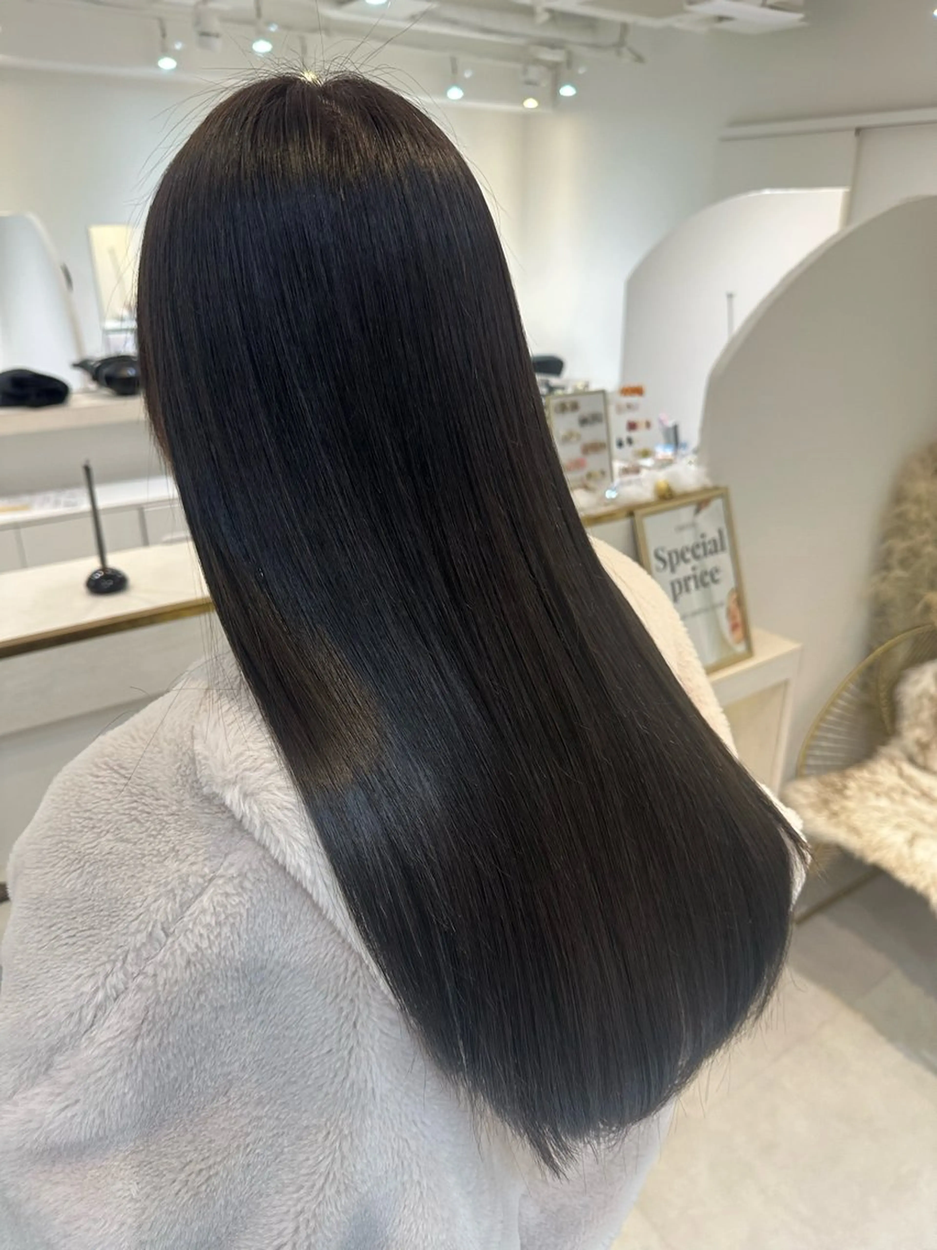 【纏まるサラツヤ髪】【内部補修TR】【髪質改善TR＋浸透スチーム＋10分SP】🧸⸝⋆*の写真