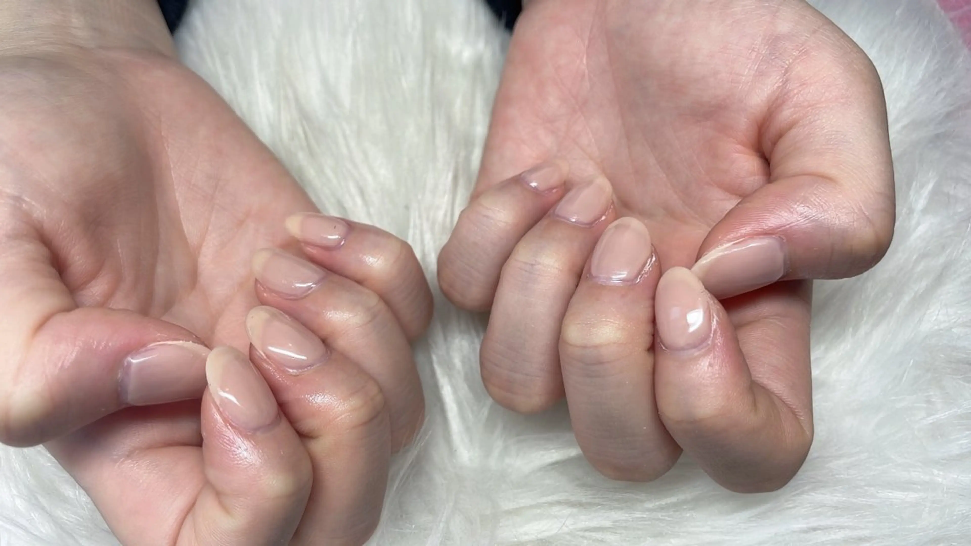 ネイル Amoureuse Satomiのネイルデザイン