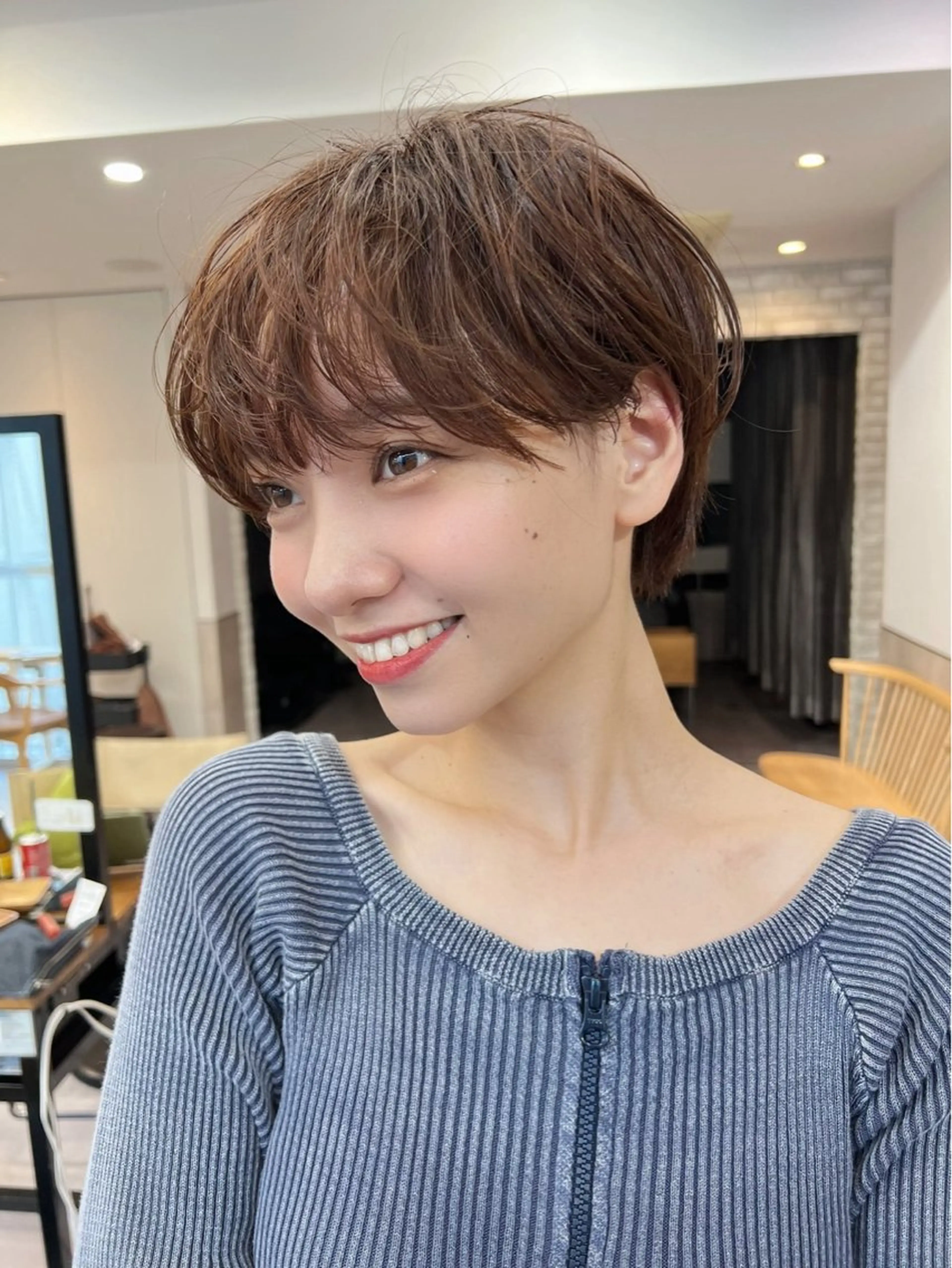 ショート ショートヘア トリートメント レイヤー・ボブカット 透明感カラーこうたのヘアスタイル