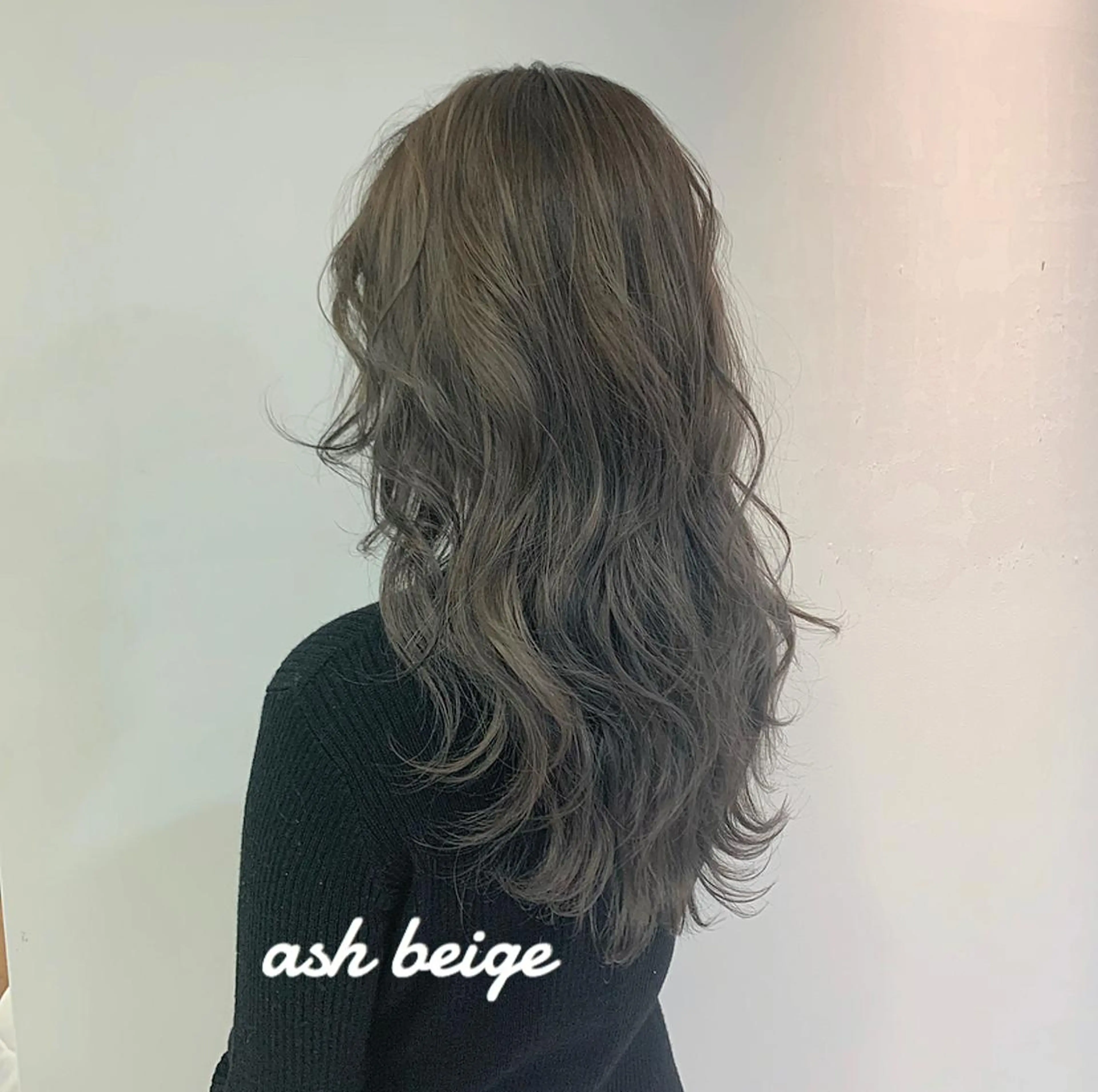 ロング カラー ブリーチ グラデーションカラー 青木 香怜のマツエク・マツパデザイン