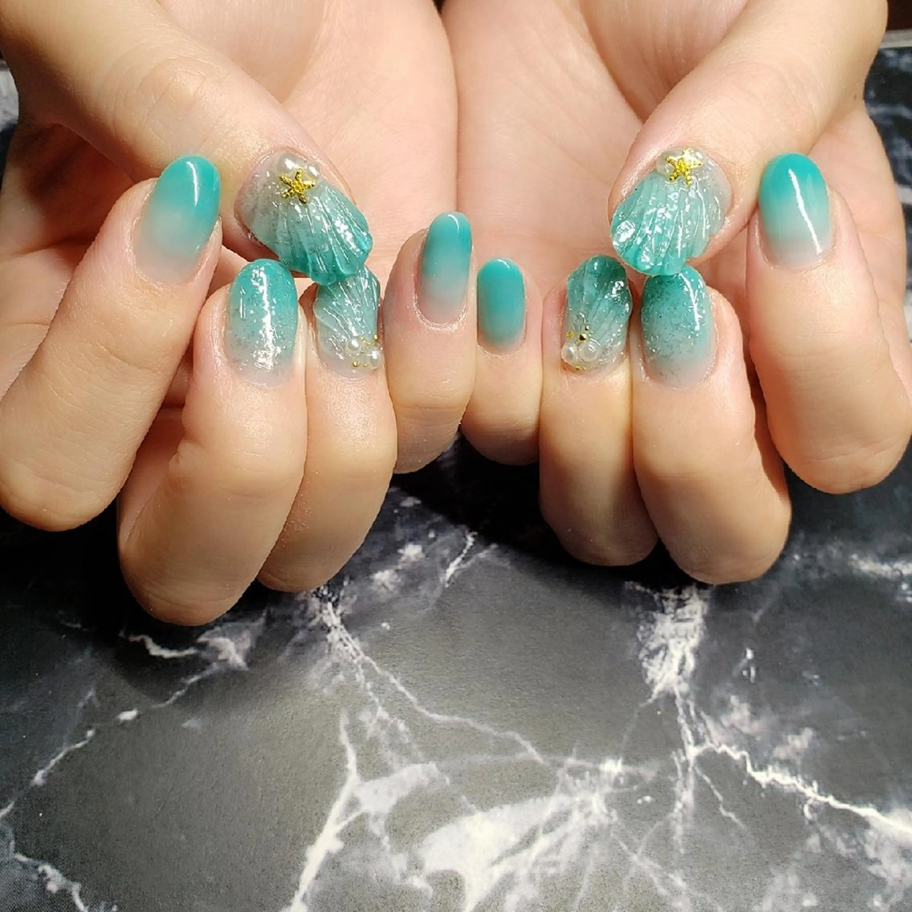 ネイル ハンドネイル クロキ 。のネイルデザイン